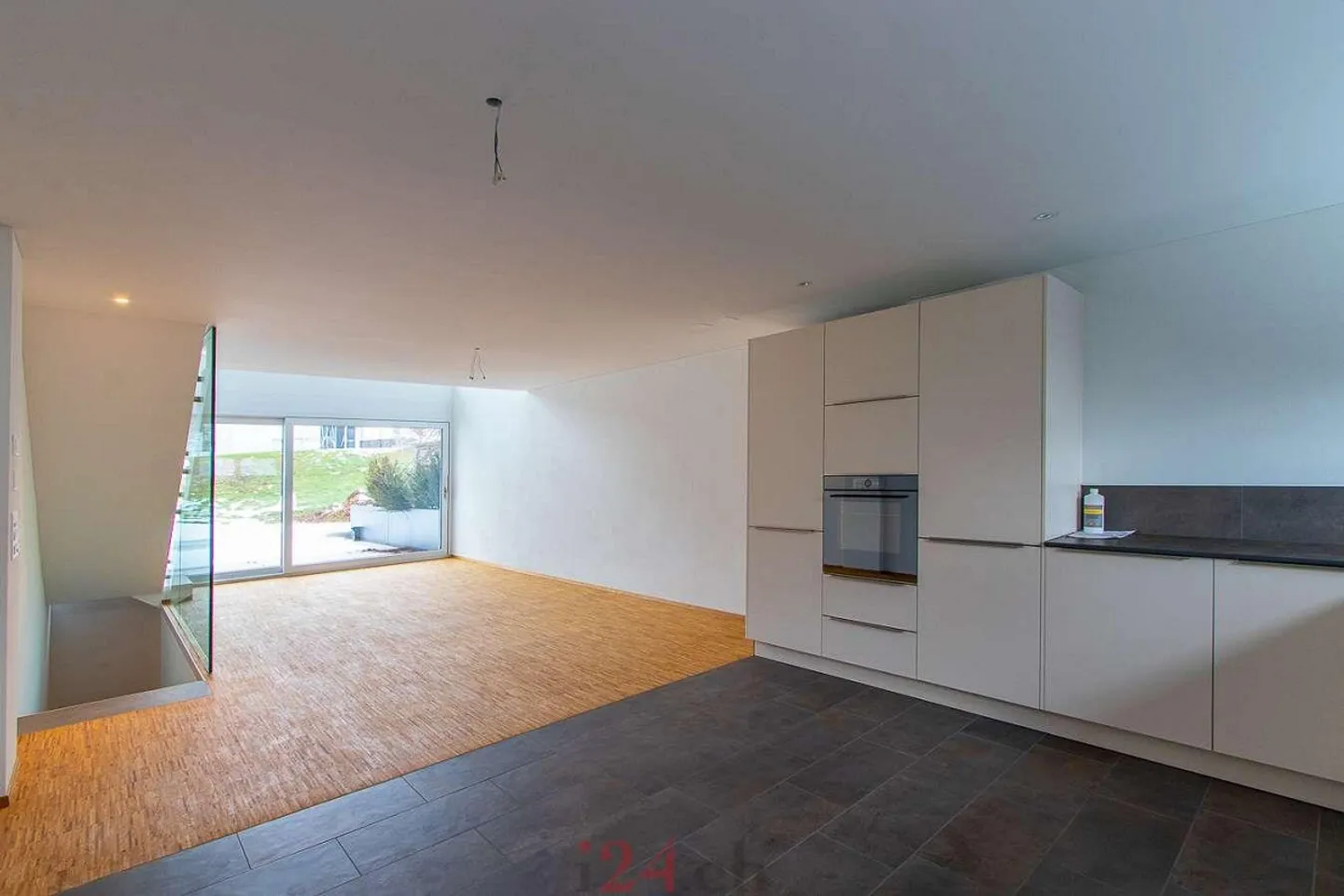 Casa di mezzo 4½ stanze - Vita moderna su tre livelli con molta luce - Foto 6 di 12