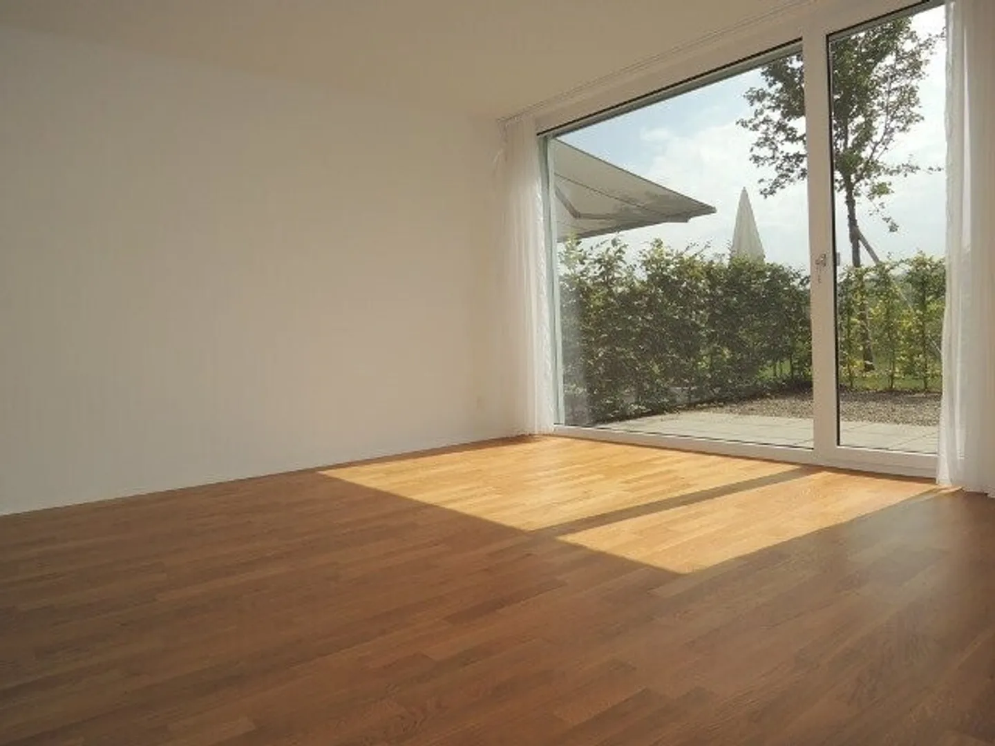 Your new living oasis with a spacious terrace - Photo 3 of 8