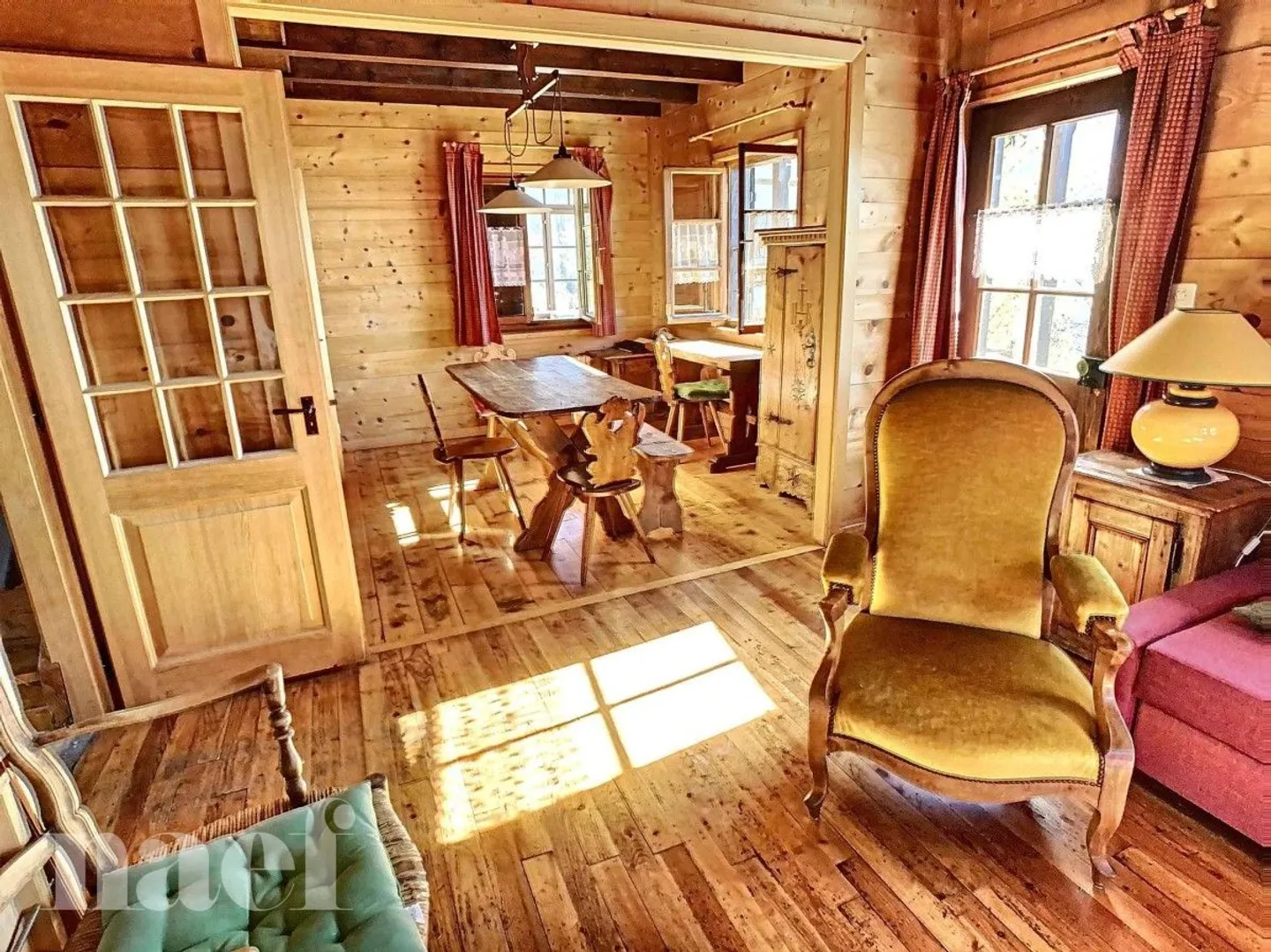 Magnifico chalet di 4,5 stanze con vista sulle montagne - Foto 4 di 9