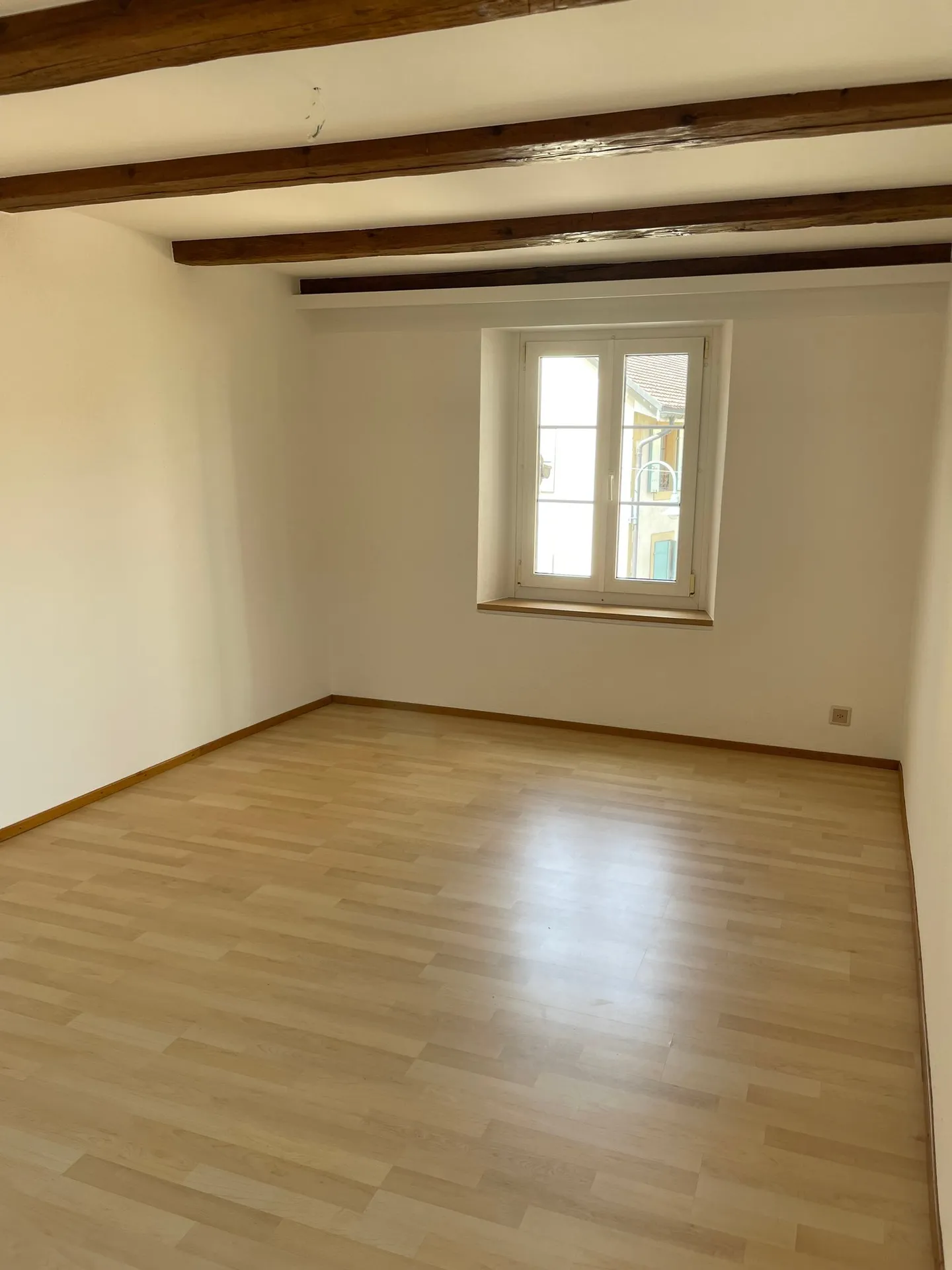 Charmant bungalow individuel de 4,5 pièces sur 3 étages - Photo 8 sur 11