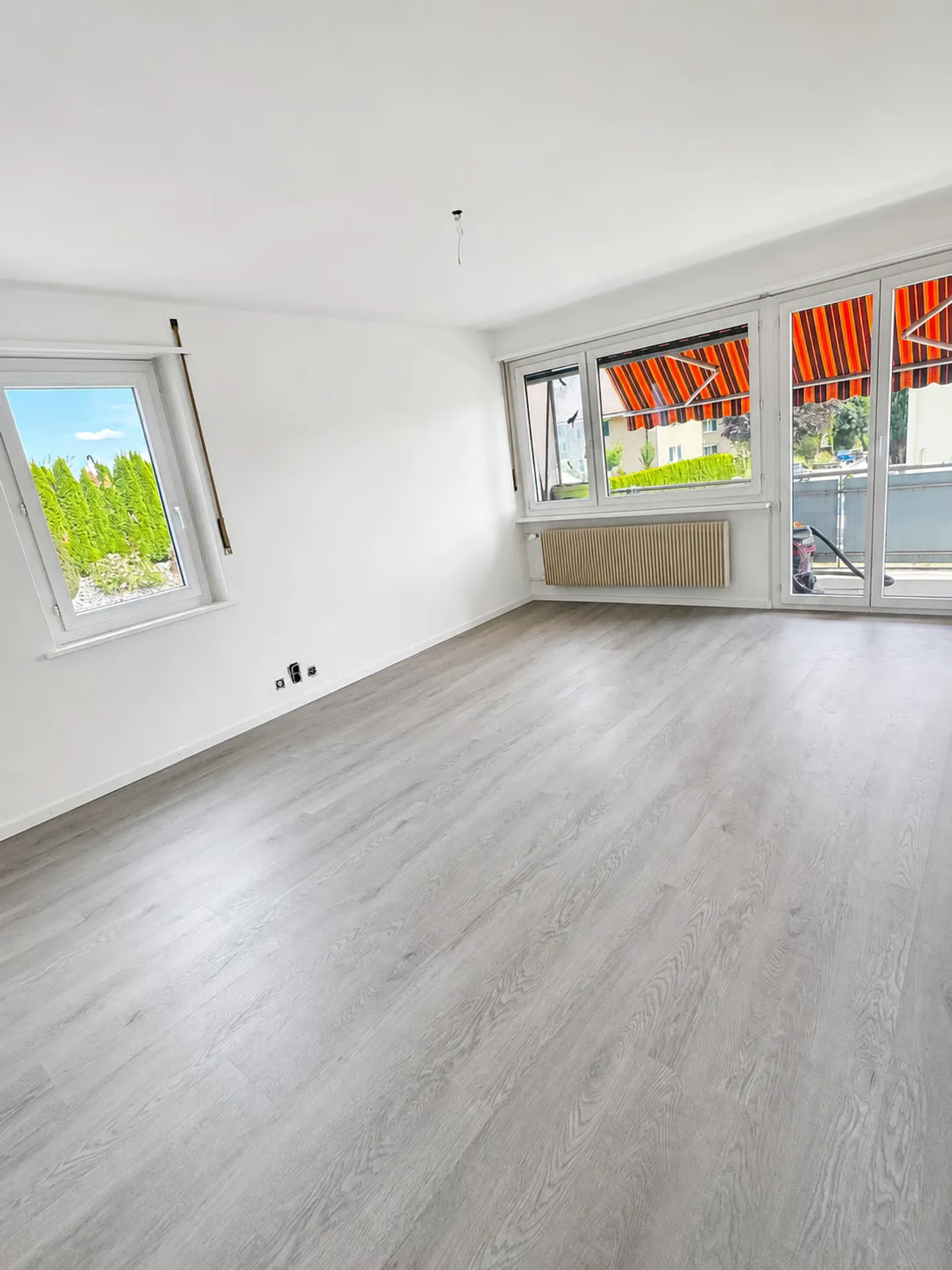 Helle 3.5-Zimmer-Wohnung mit Balkon in Pieterlen - Foto 2 di 5