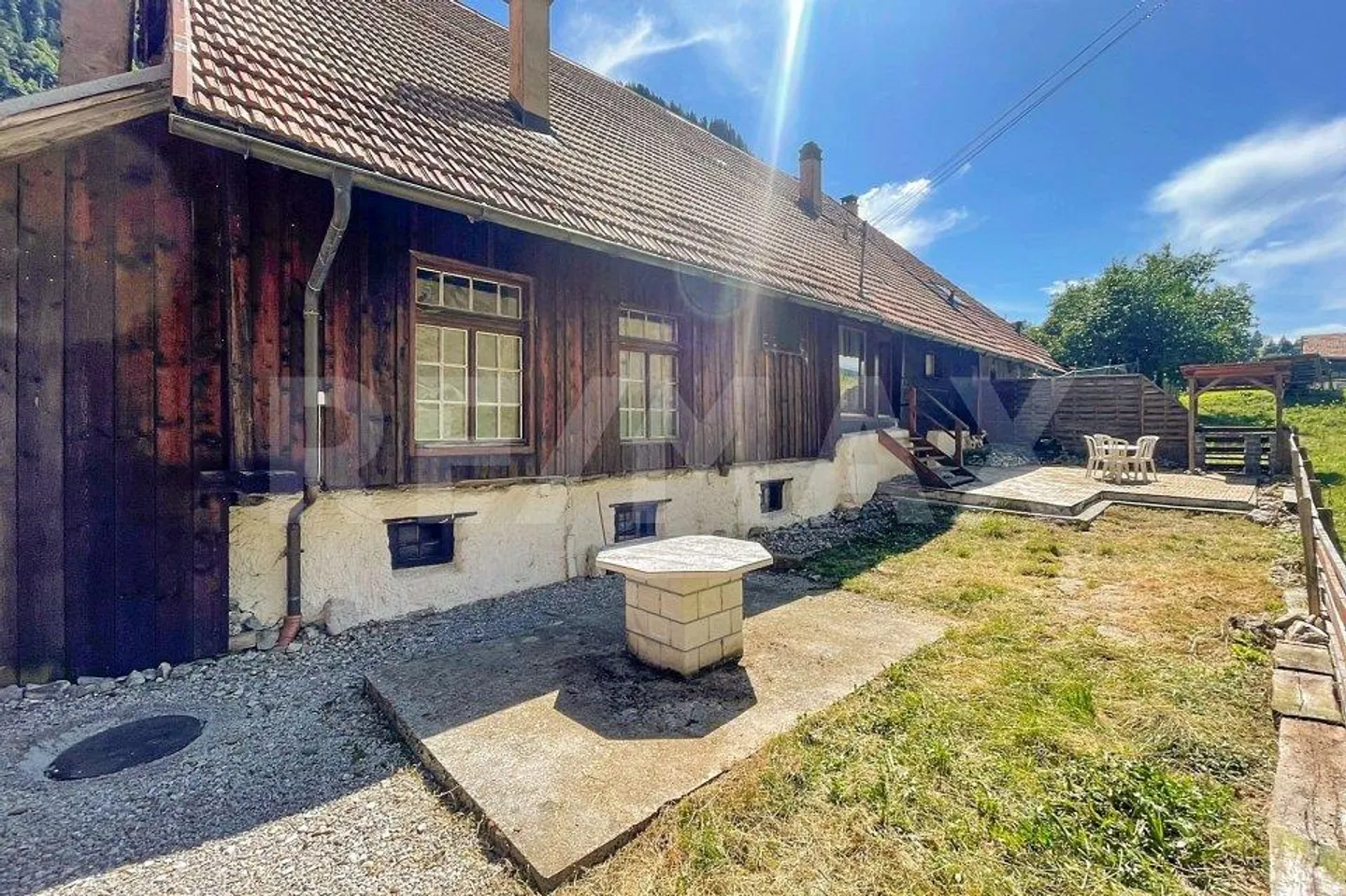 Vivere gratuitamente? Possibile in questa fattoria con 2 appartamenti! - Foto 13 di 13