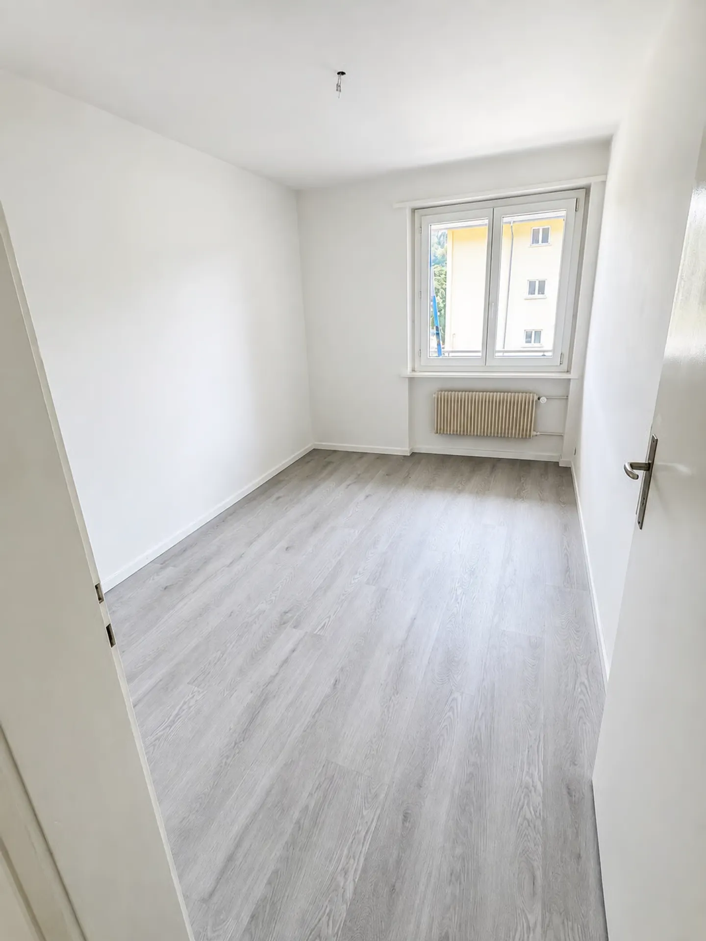 Helle 3.5-Zimmer-Wohnung mit Balkon in Pieterlen - Foto 5 di 5