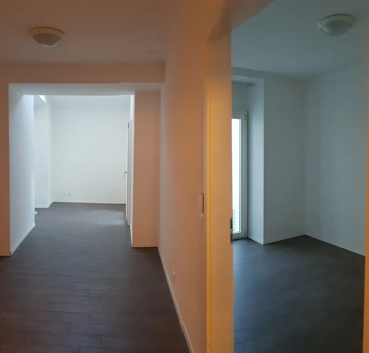 2.5 pièces et lumineux avec une loggia - Foto 6 von 8