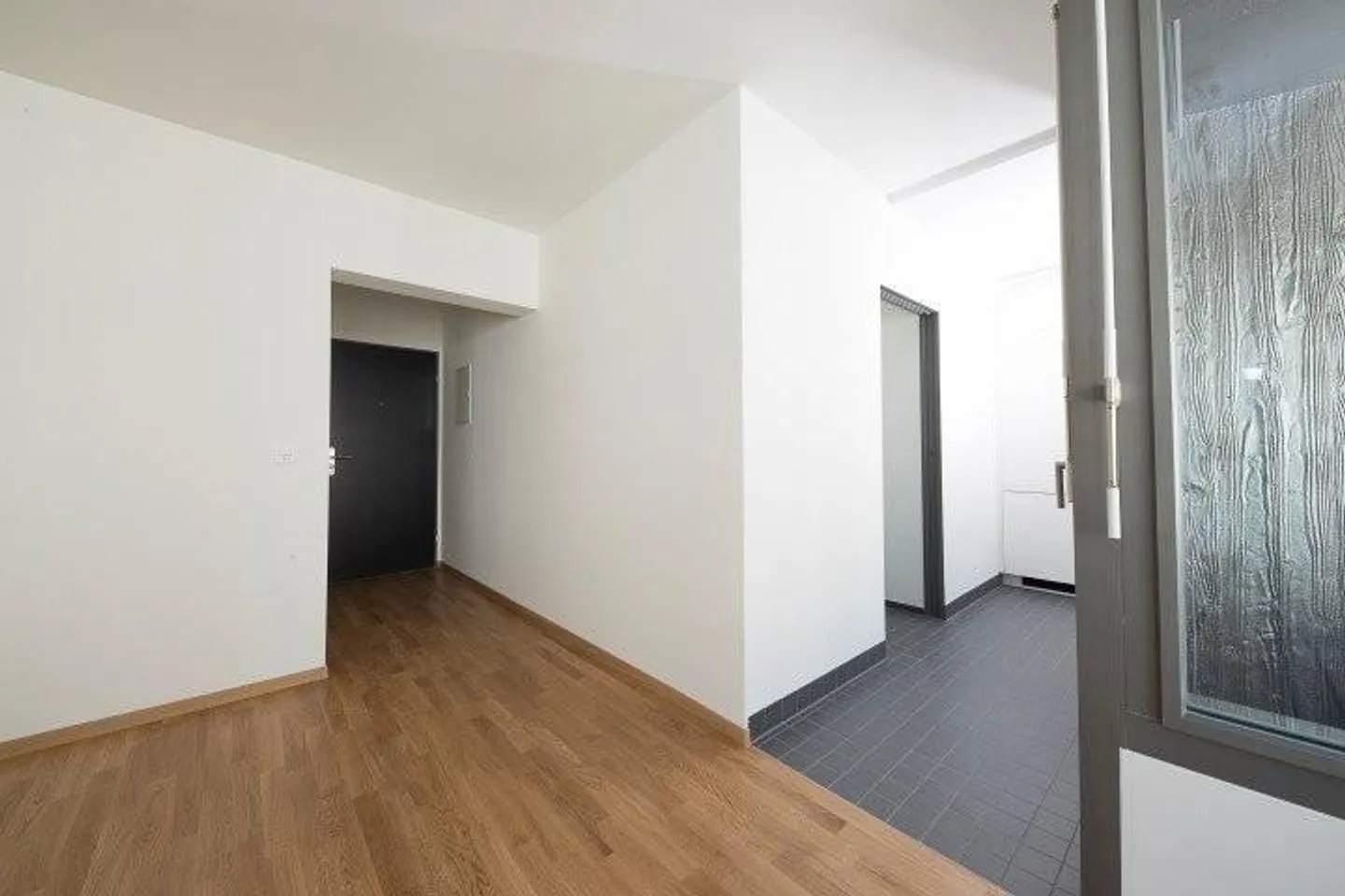 Sanierte Wohnung mit Balkon - Foto 2 von 6