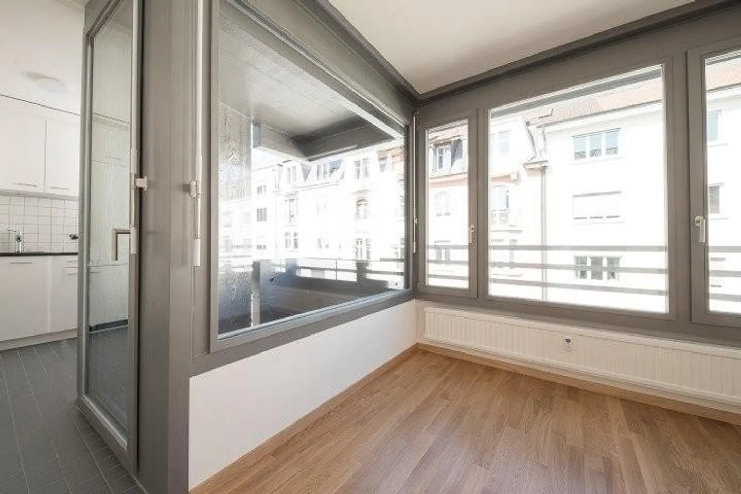 Sanierte Wohnung mit Balkon - Foto 5 von 6