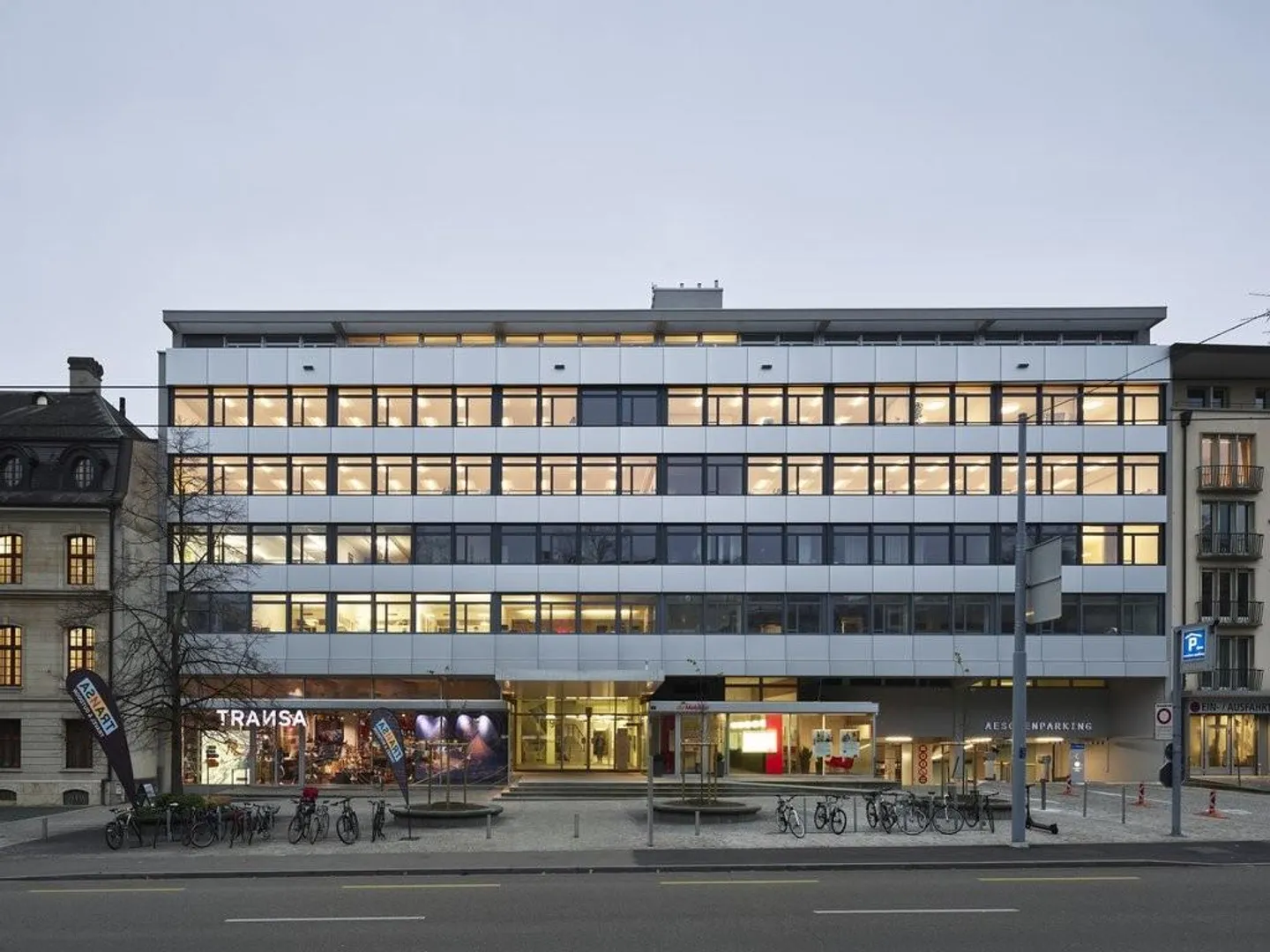 Einstellhallenplatz frei im Aeschenparking - Foto 1 von 1