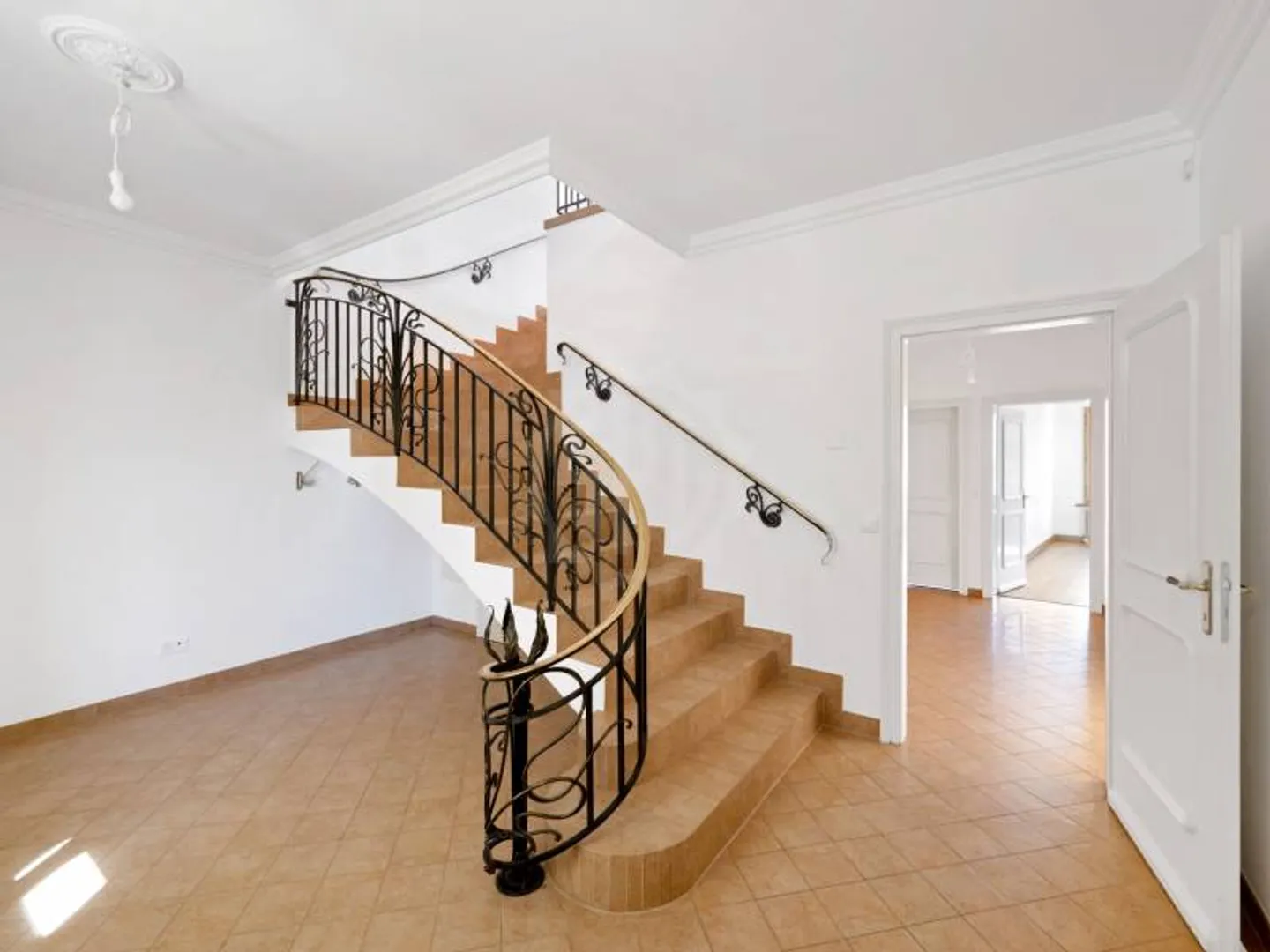 Exceptional Apartment - Geneva - Photo 2 of 10