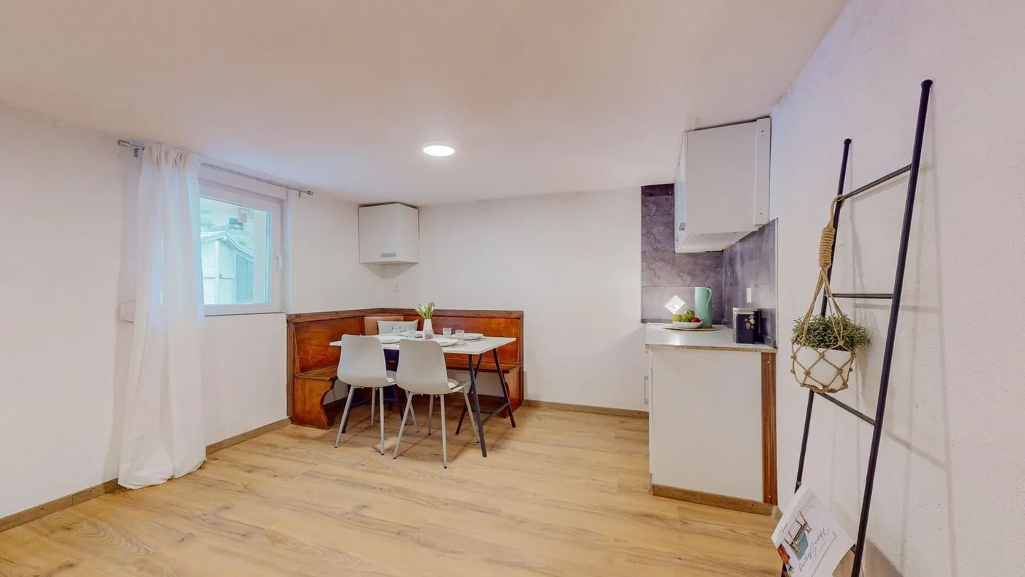 MAISON MULTIFAMILIALE RÉNOVÉE À STEG - Photo 4 sur 7