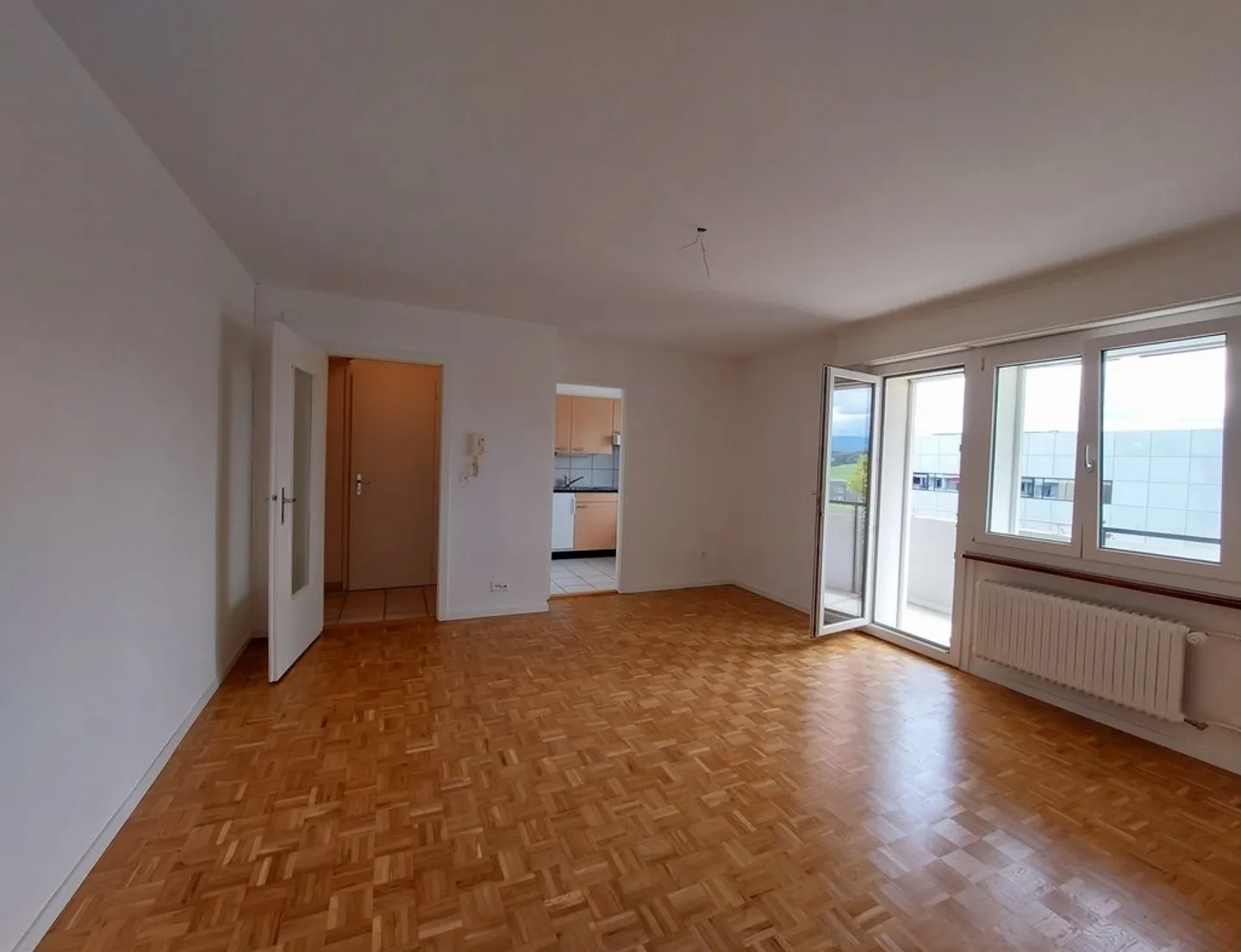 2,5-Zimmer-Wohnung im 2. Stock - Foto 3 von 7