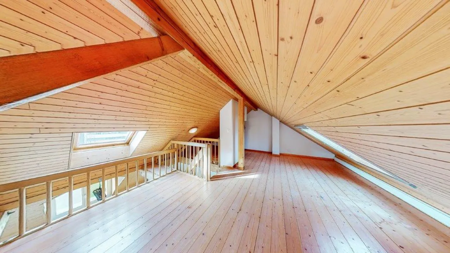 Calme, charmant et central à Ittigen; appartement sous les combles de 2,5 pièces avec ... - Photo 8 sur 11