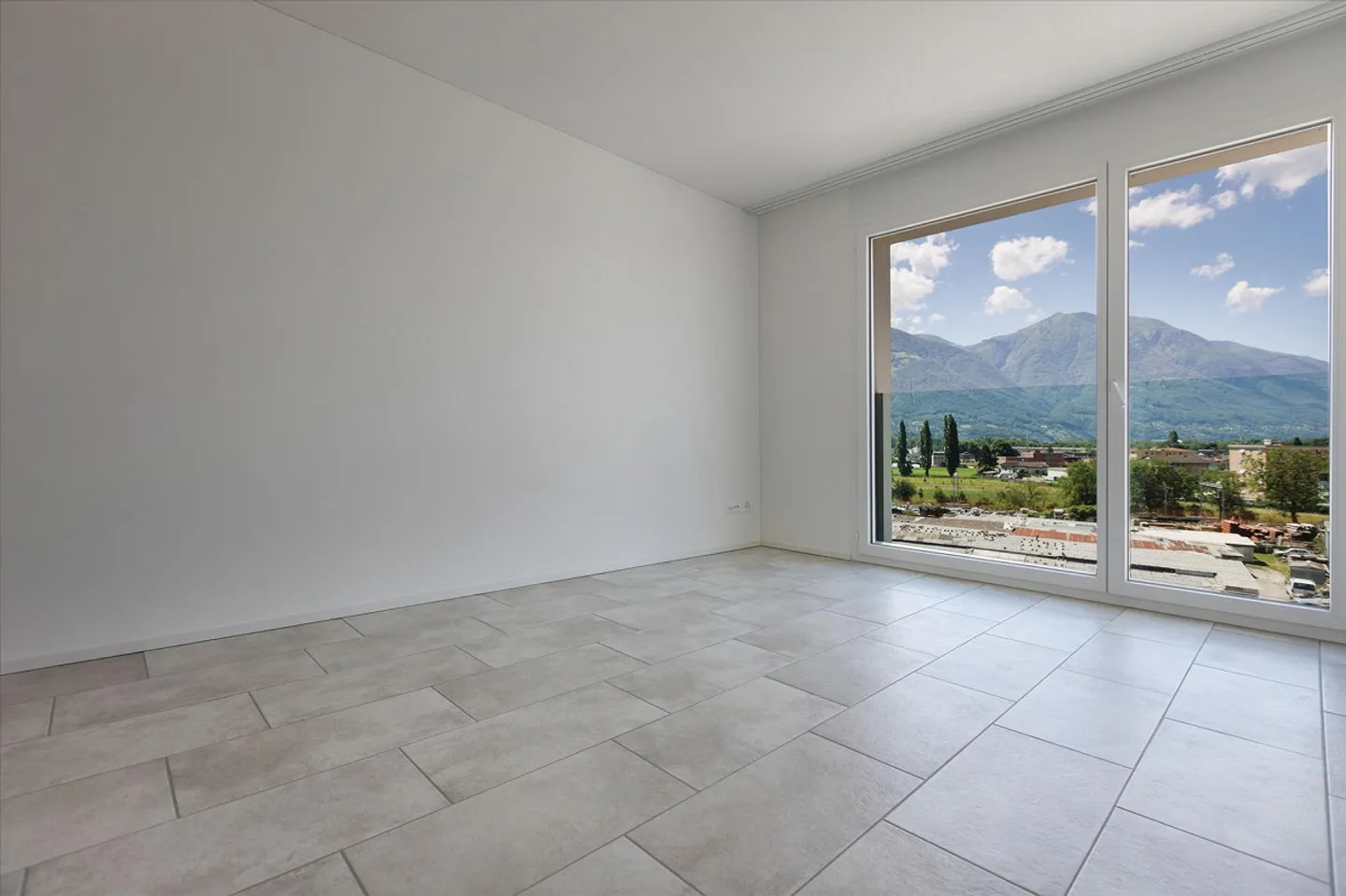 Modernes Apartment mit Balkon - Foto 8 von 9