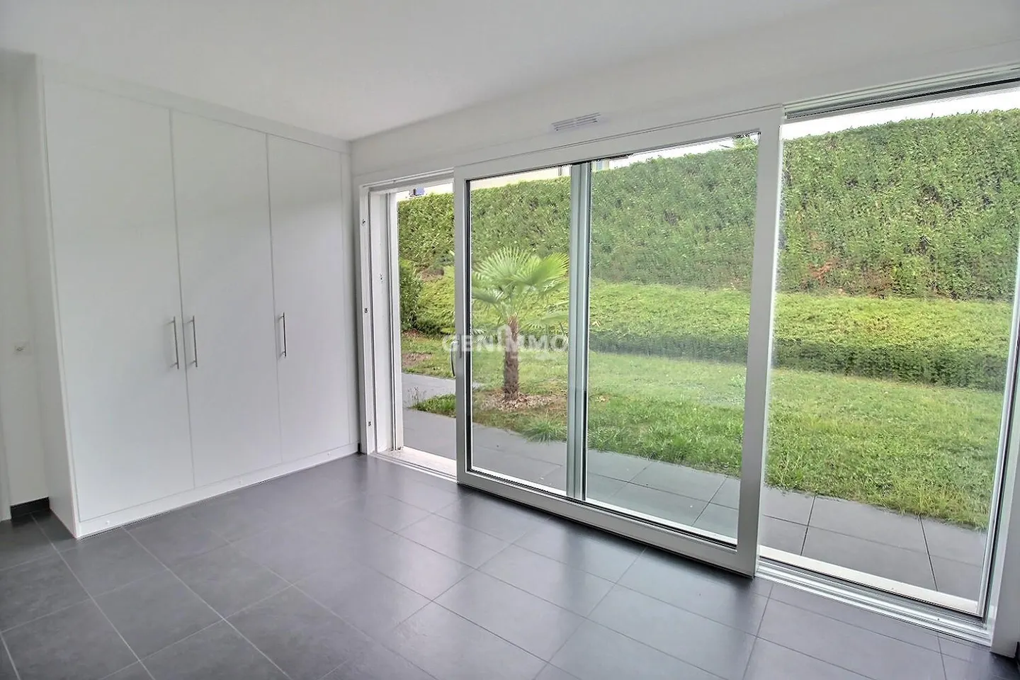 Appartement Moderne avec Jardin - Photo 3 sur 6