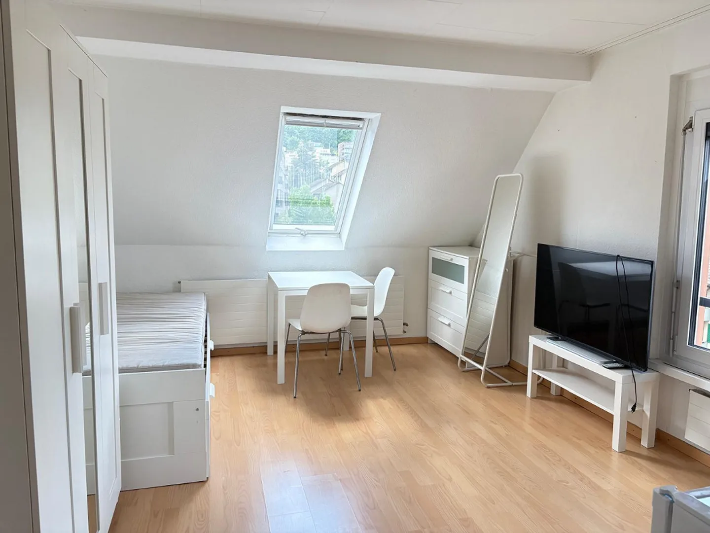 Appartement meublé de 1.5 pièces à Triemli - Photo 3 sur 5