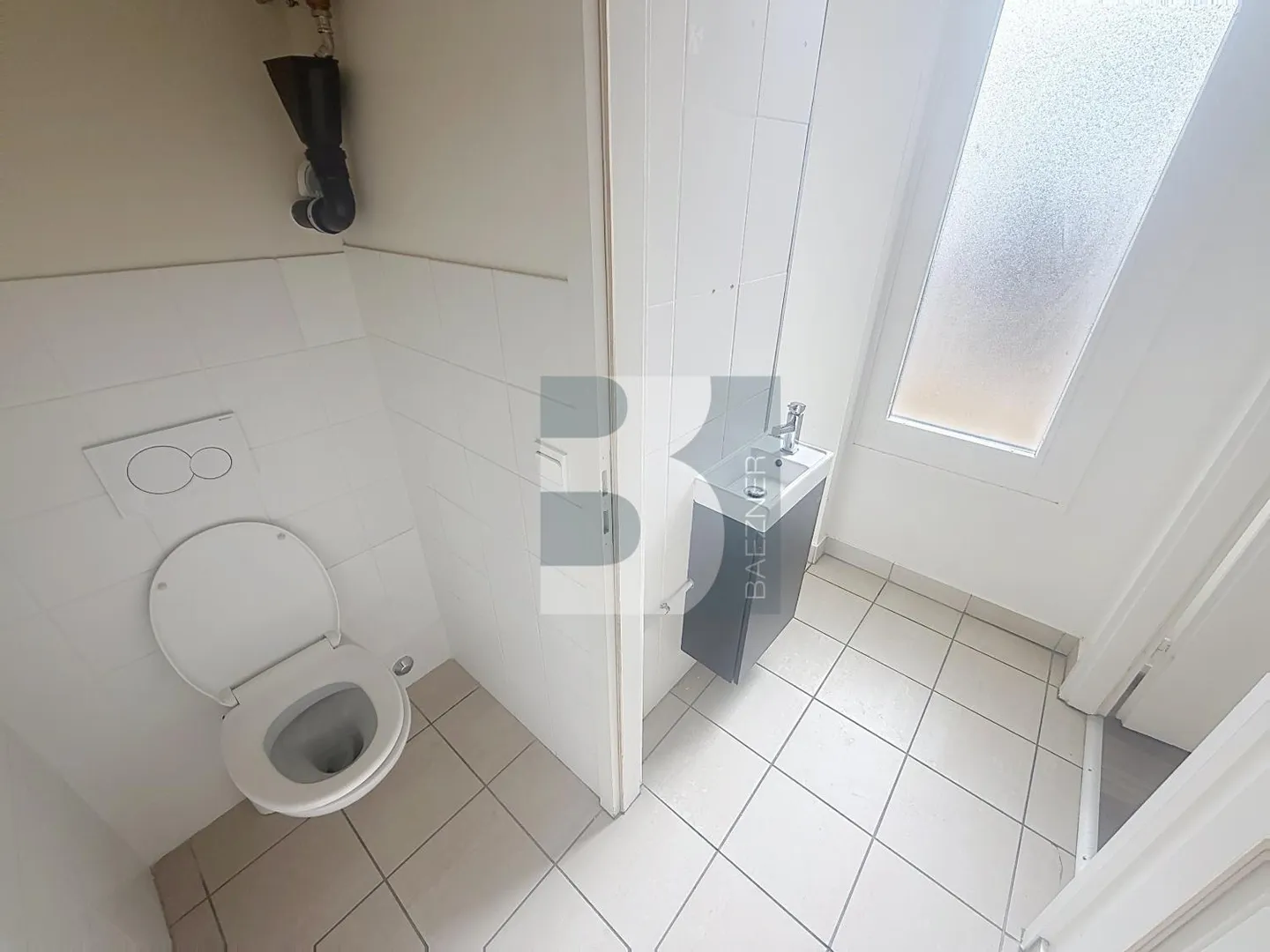 Espace Commercial Spacieux - Photo 5 sur 7