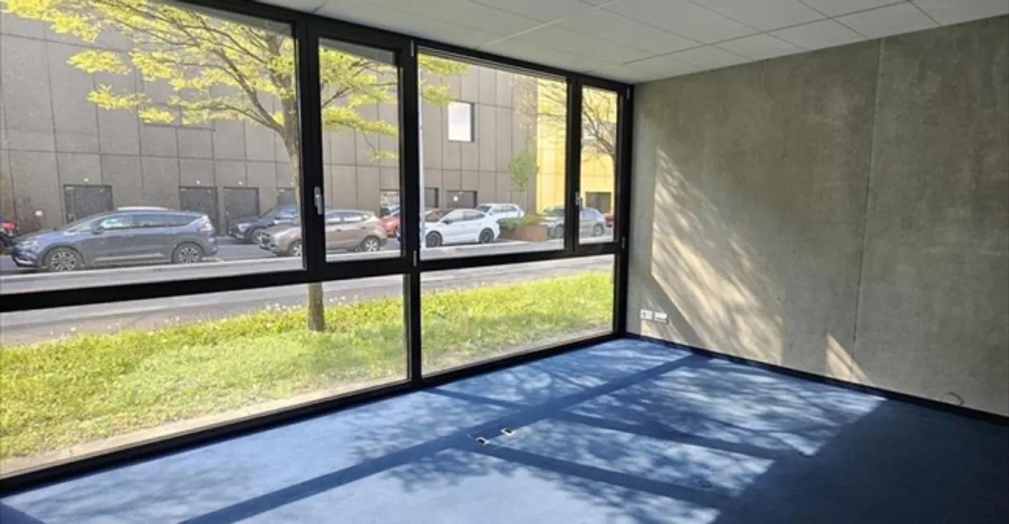 Spazio ufficio in affitto - Foto 3 di 7