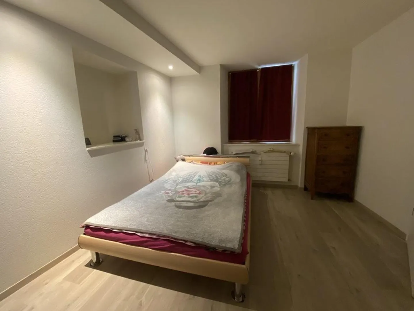 Large apartment in downtown Yverdon - Photo 7 of 9