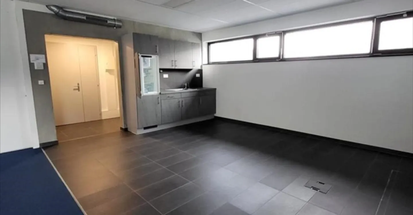 Spazio ufficio in affitto - Foto 7 di 7