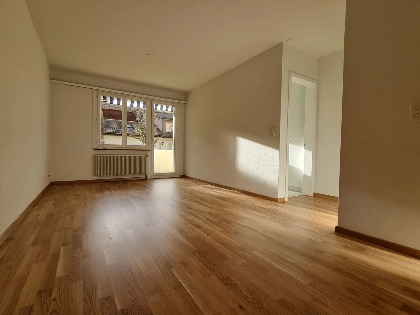 Apartment with sunny balcony - Photo 4 of 8