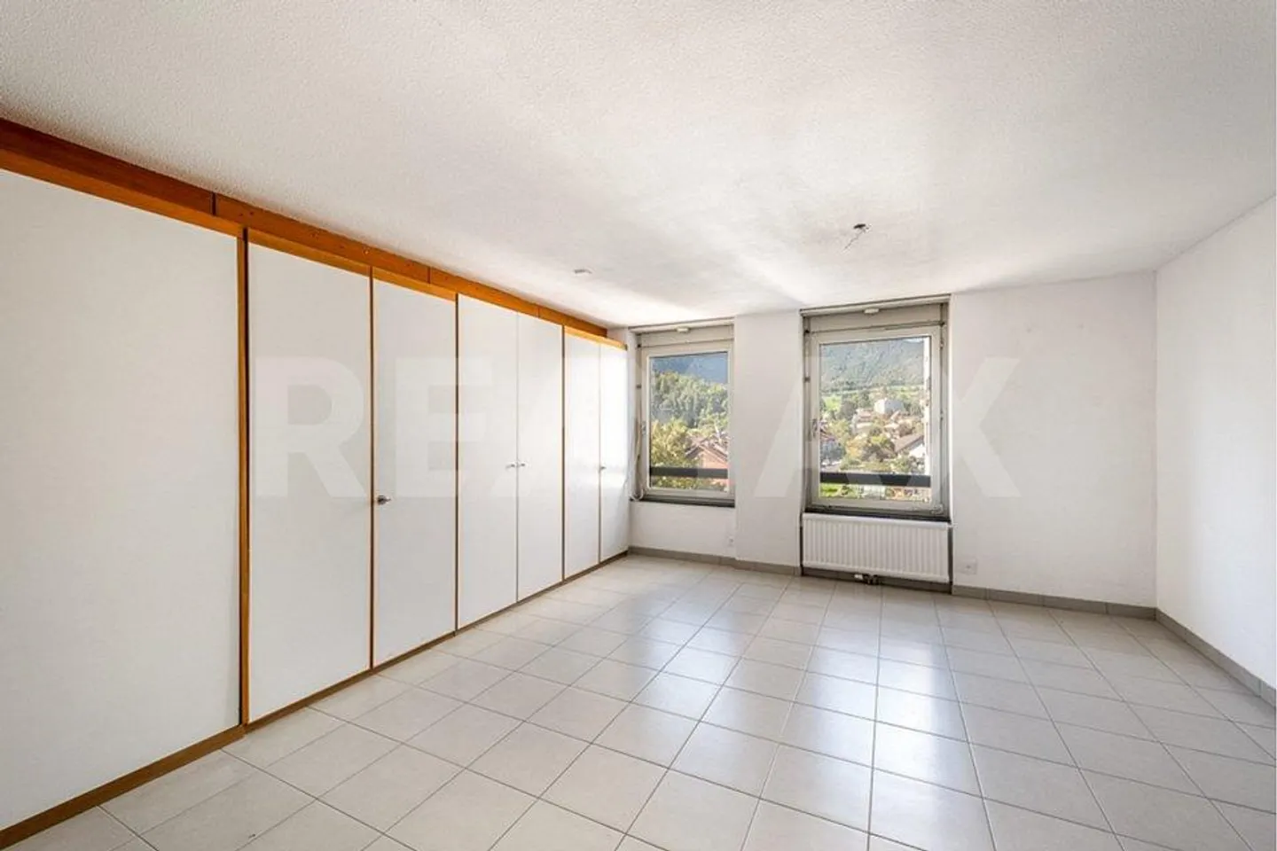 Geräumige Wohnung in Top-Zustand - Foto 8 von 13
