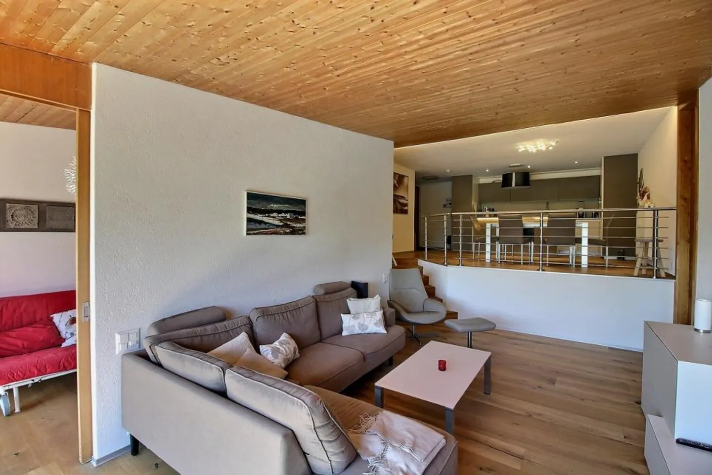 Recently renovated apartment, directly at the village square, available for weekly rental - Photo 2 of 12