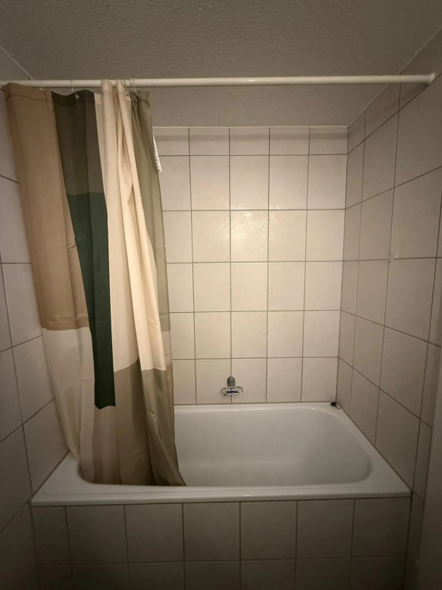 Charmante Wohnung mit Balkon - Foto 7 von 8