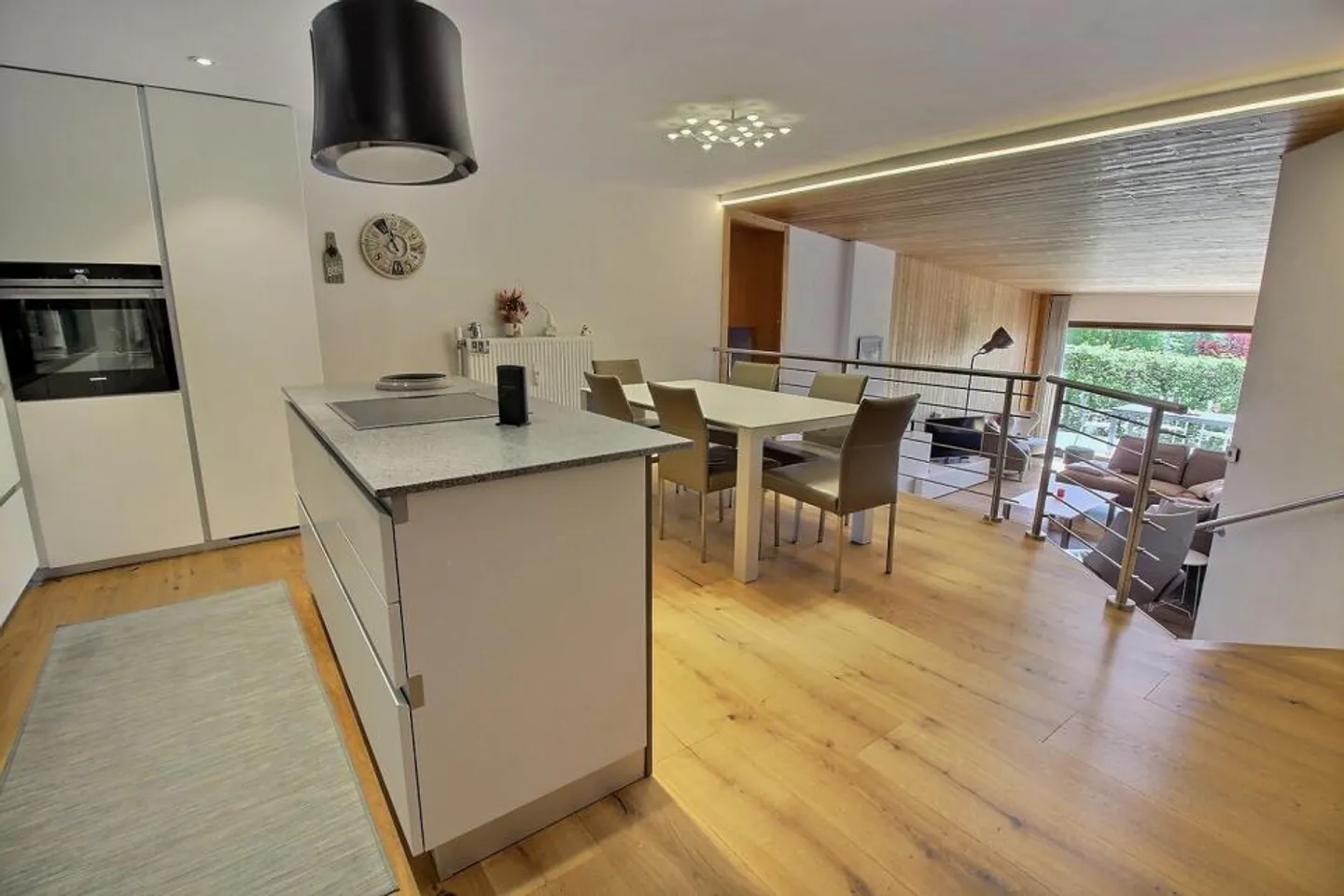 Recently renovated apartment, directly at the village square, available for weekly rental - Photo 5 of 12