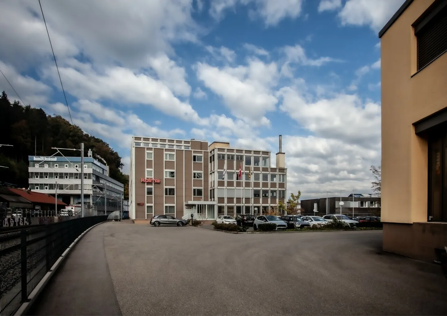 Spazi di magazzino, produzione e amministrazione nella zona economica di Berna - Foto 1 di 12