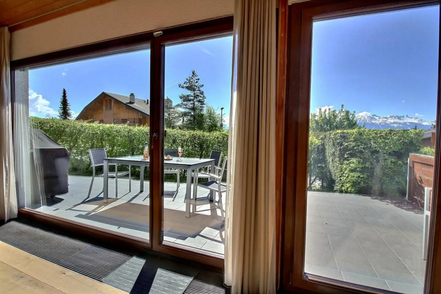 Recently renovated apartment, directly at the village square, available for weekly rental - Photo 9 of 12