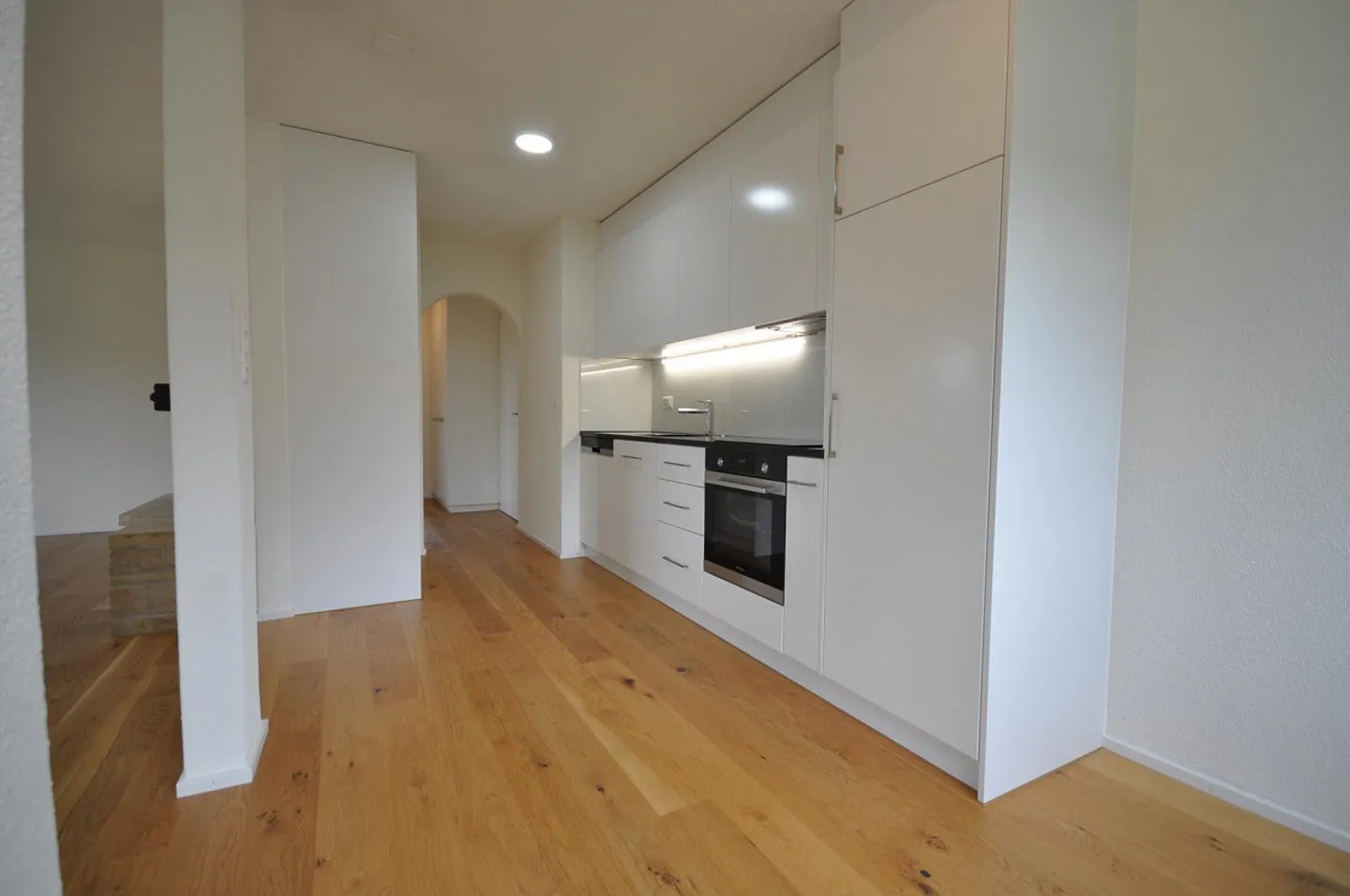 Erstbezug nach Sanierung - 2.5-Zimmer-Wohnung an ruhiger Lage - Foto 4 von 9
