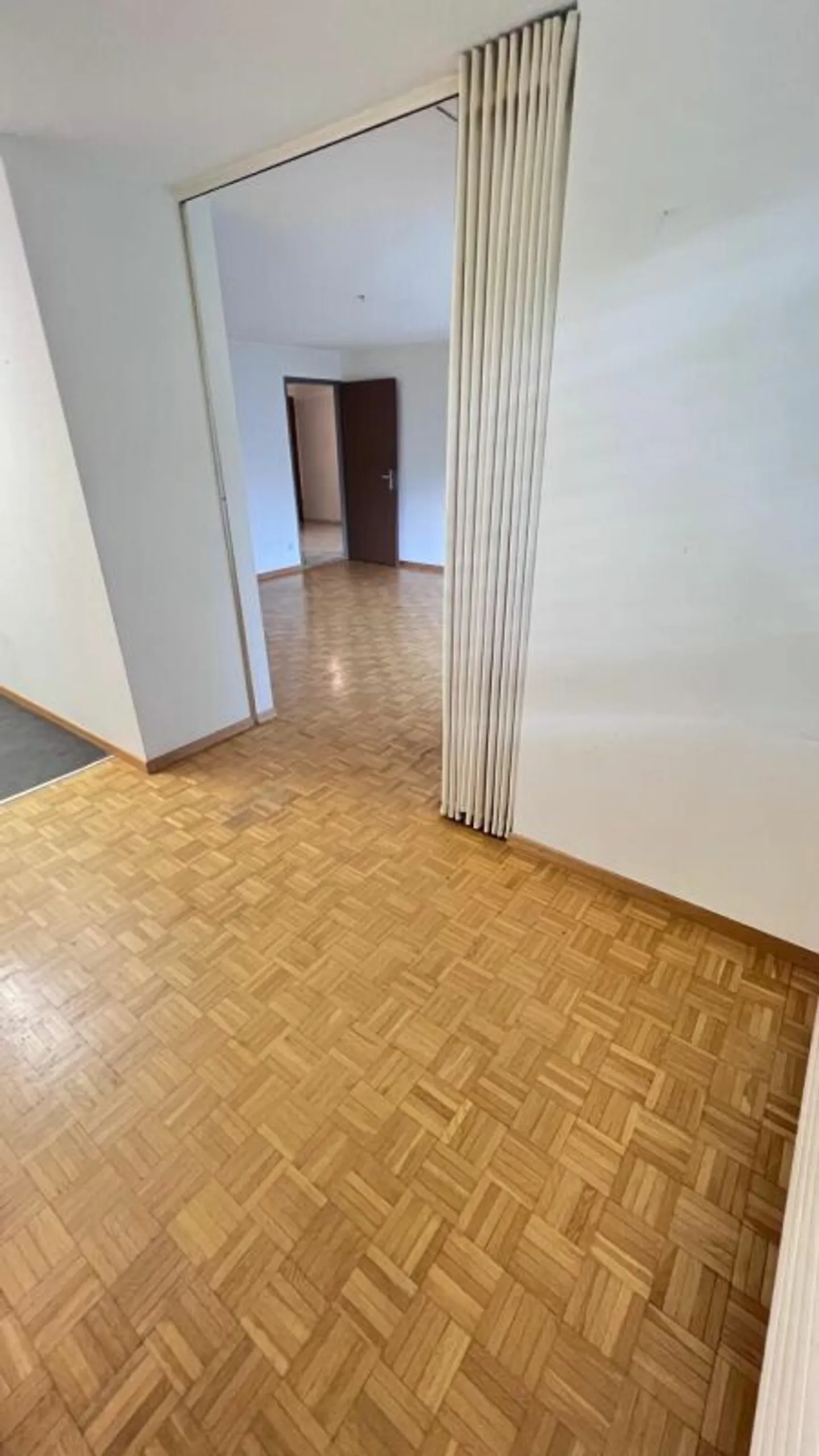 Helle 2,5-Zimmer Wohnung in Wil - Foto 4 von 11