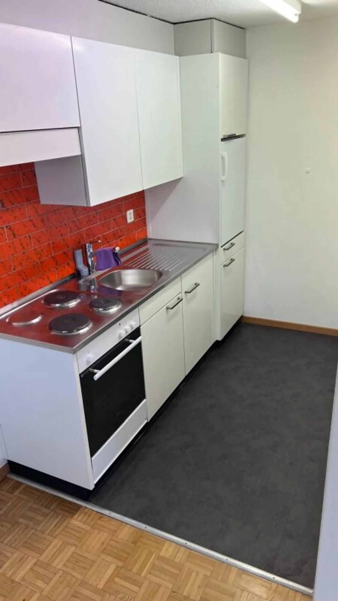 Helle 2,5-Zimmer Wohnung in Wil - Foto 7 von 11