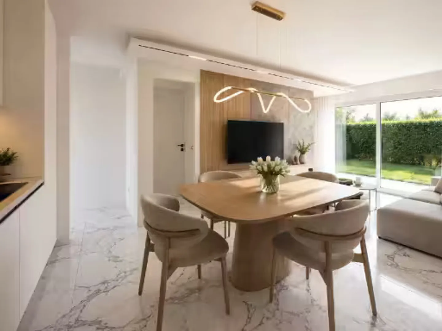 Elegant Ground-Floor Apartment - Photo 1 of 2