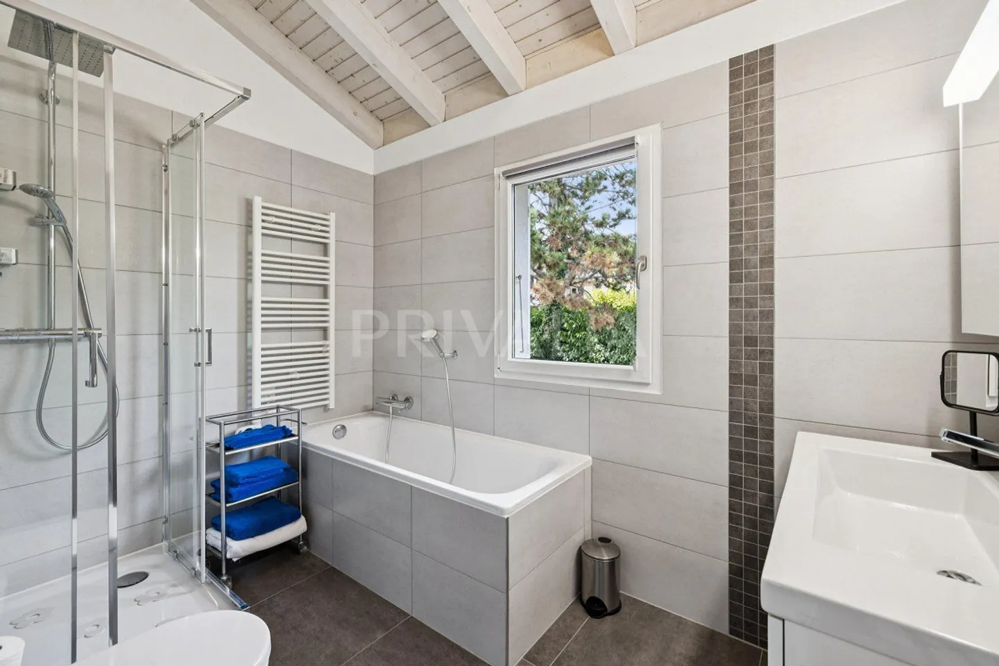 Casa a schiera spaziosa con vista - Foto 6 di 7