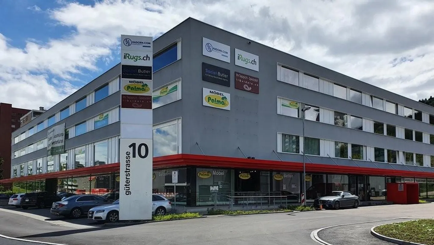 Commercial space for rent in Spreitenbach - Photo 1 of 7