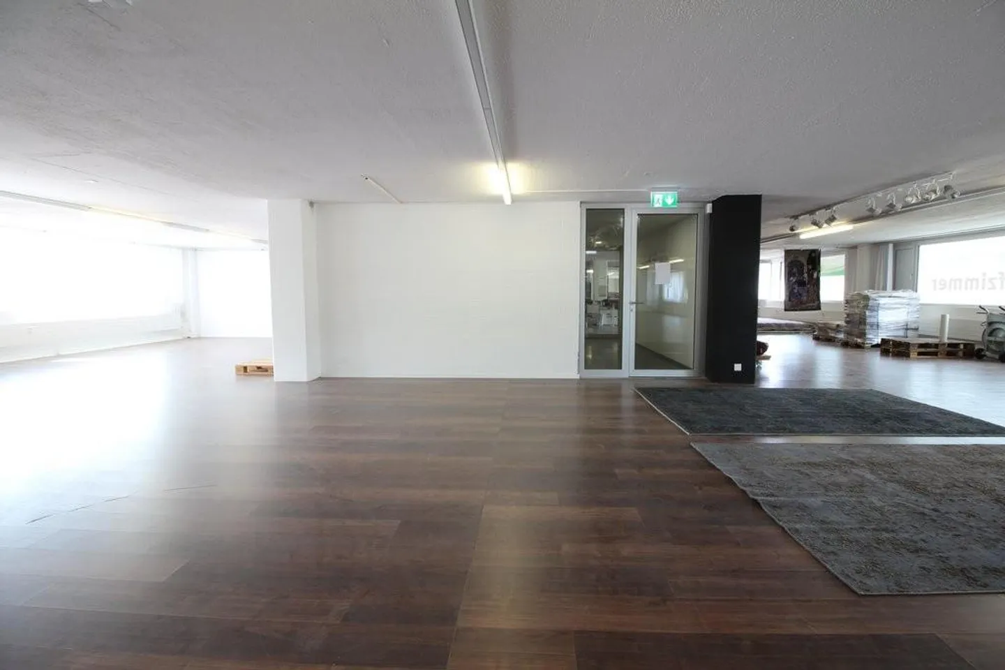 Commercial space for rent in Spreitenbach - Photo 3 of 7