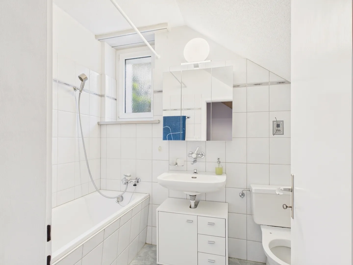 «Einladendes 5-Zimmer Einfamilienhaus mit fantastischem Ausblick in Murg, Kanton SG» - Foto 10 von 13