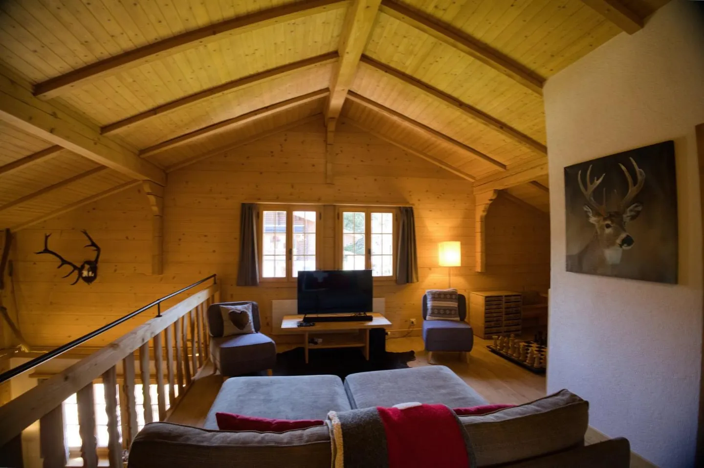 Magnificent furnished chalet between Gstaad and Lauenen - Photo 5 of 13