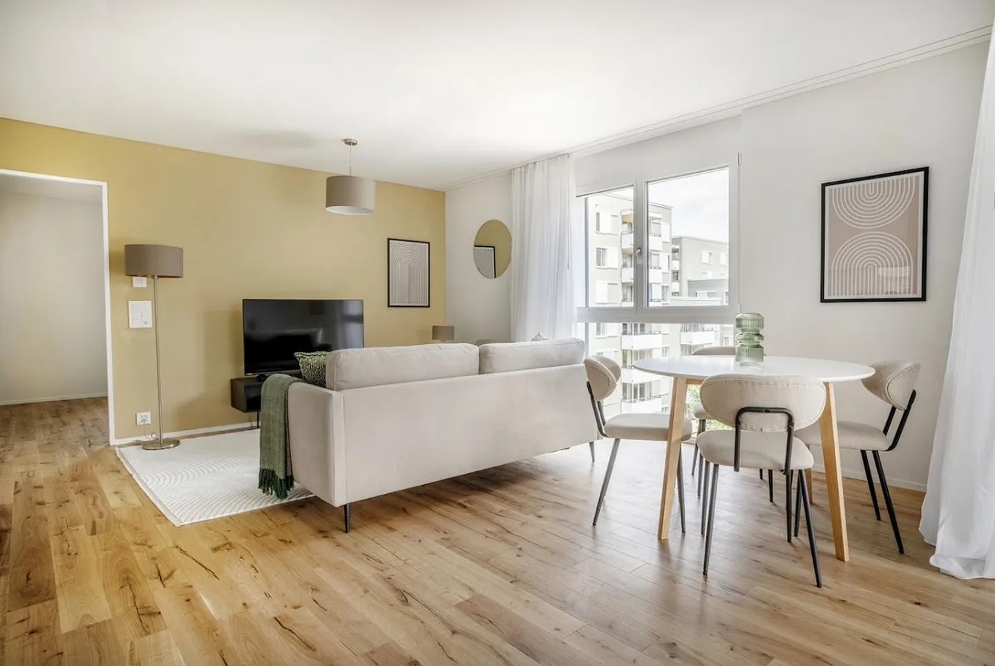 NOUVEAU BÂTIMENT 2024 – Appartement moderne et intelligent de 3,5 pièces au centre de Kloten - Photo 3 sur 11