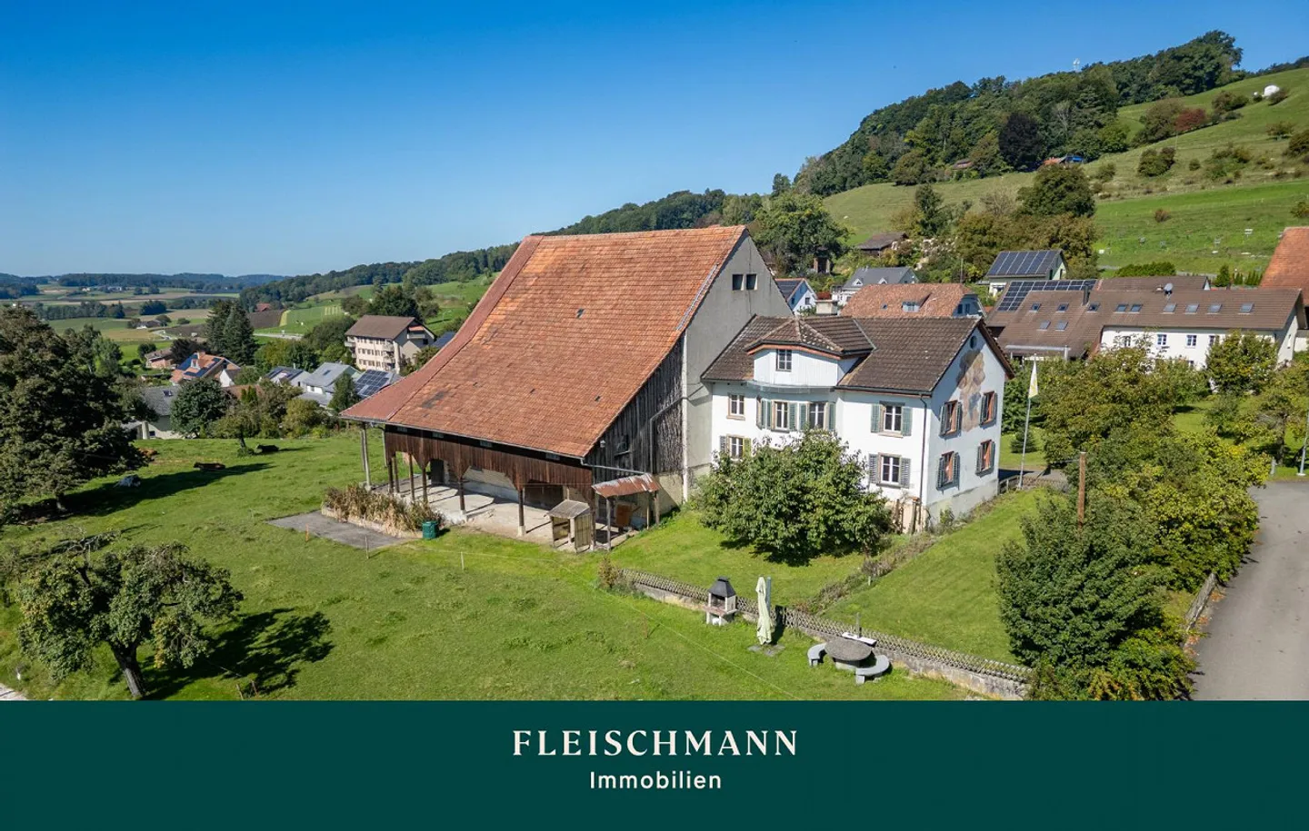 Ferme Impressionnante, Ensoleillée avec Vue - Photo 1 sur 24