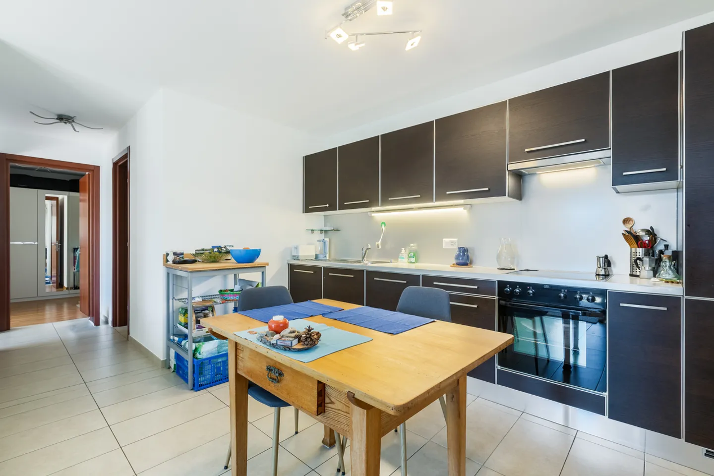 Appartamento con giardino privato in elegante complesso residenziale - Foto 3 di 7