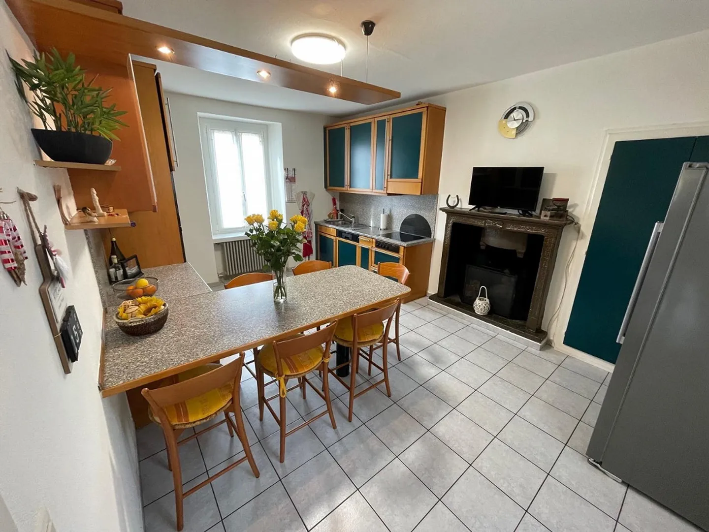 Interessantes Haus mit 6.5 Zimmern und Gartchen - Foto 4 von 13