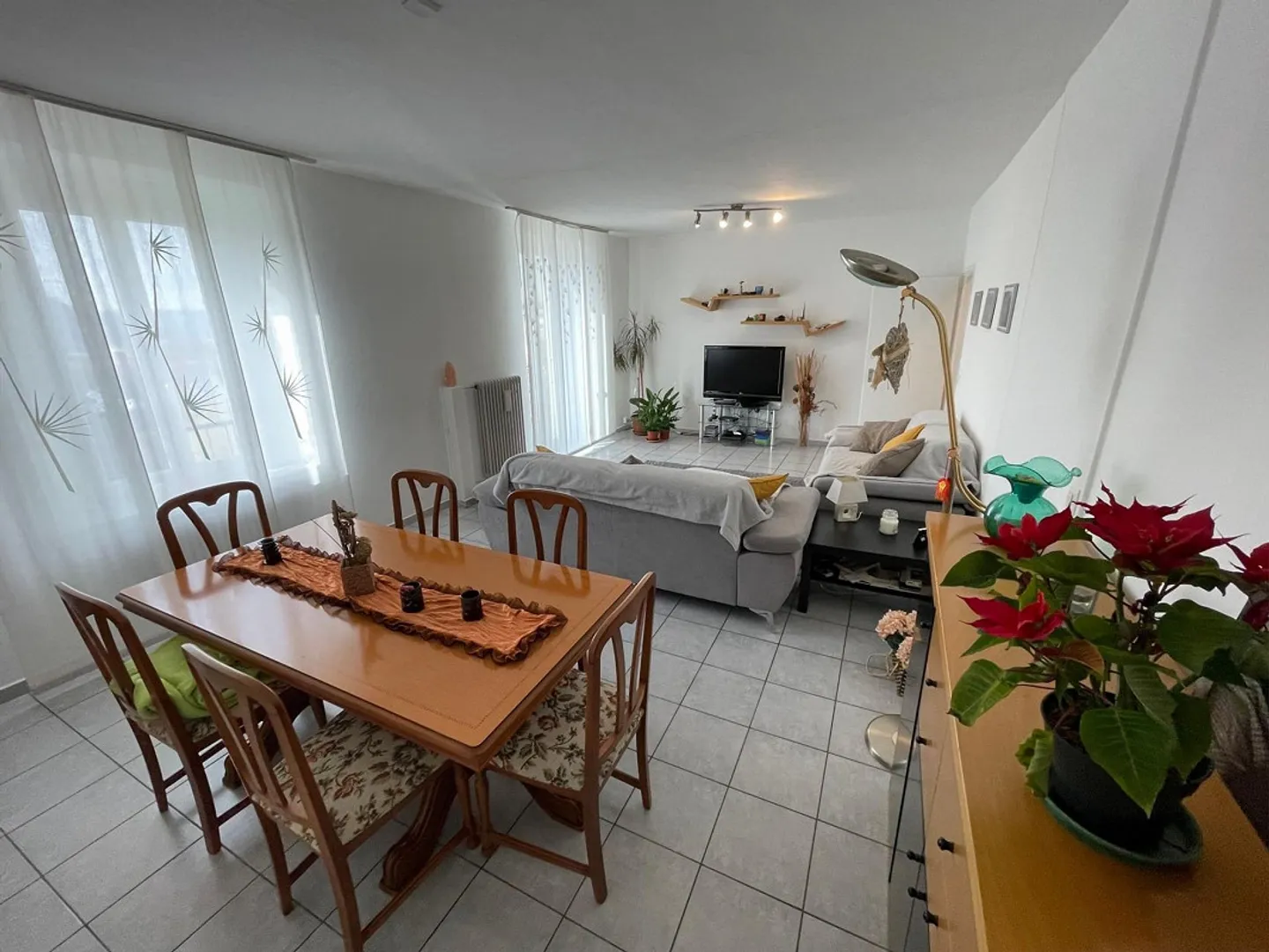 Interessantes Haus mit 6.5 Zimmern und Gartchen - Foto 10 von 13