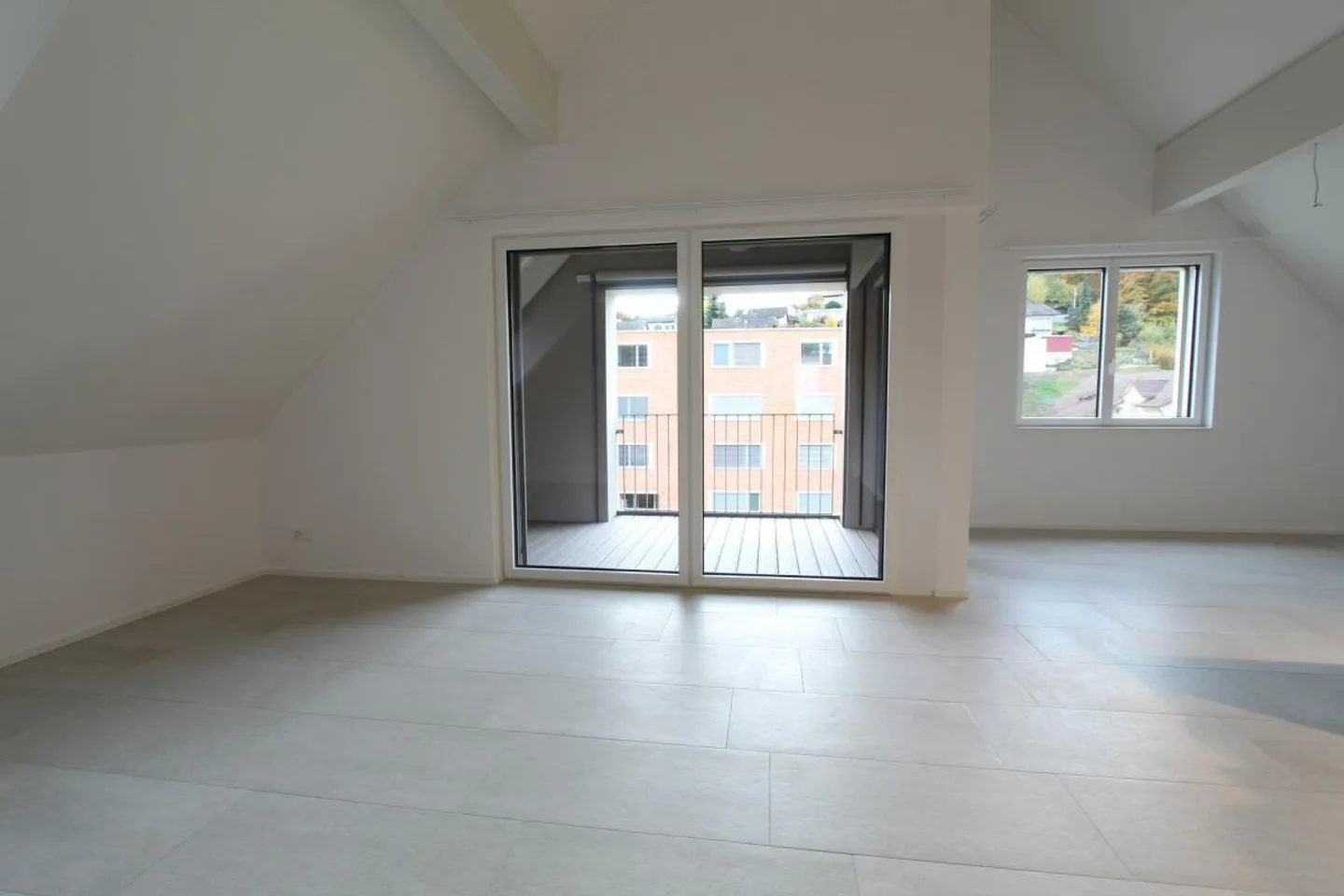 Kaisten / Appartement sous les combles de 4,5 pièces A3 - Photo 3 sur 14