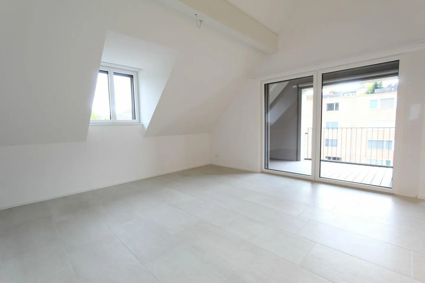 Kaisten / Appartement sous les combles de 4,5 pièces A3 - Photo 4 sur 14