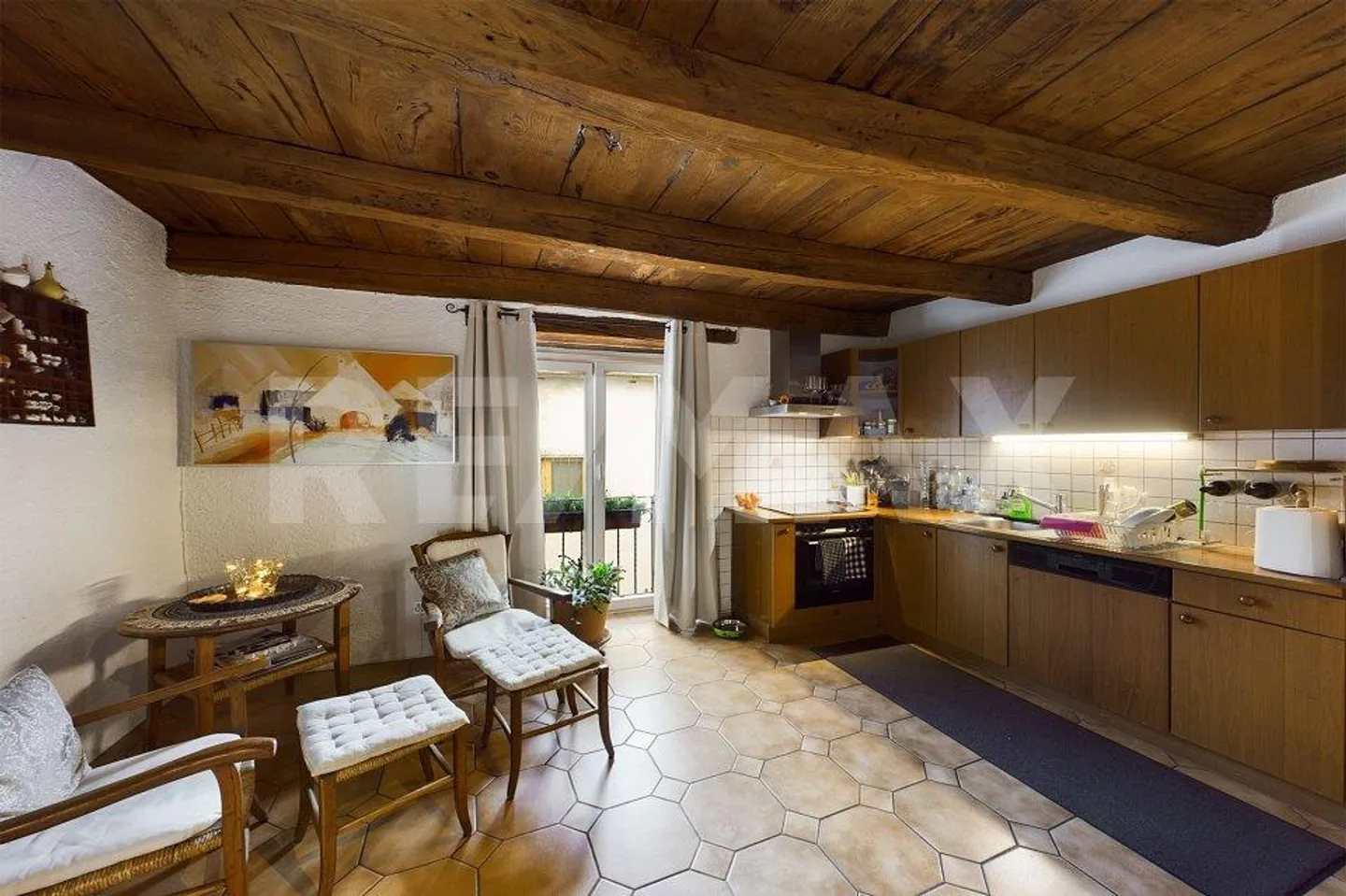 Großes, kürzlich renoviertes Dorfhaus mit Charme - Foto 6 von 13