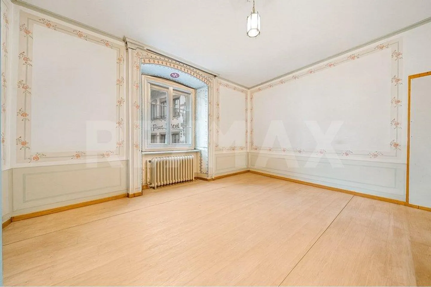 Prestigeträchtiges historisches Haus nur wenige Schritte vom See entfernt - Foto 7 von 13