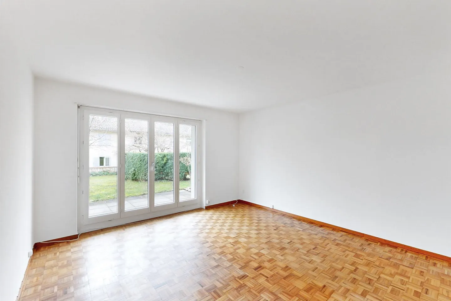 Spacious apartment in a quiet property limited until 31.03.2028 - Photo 5 of 13