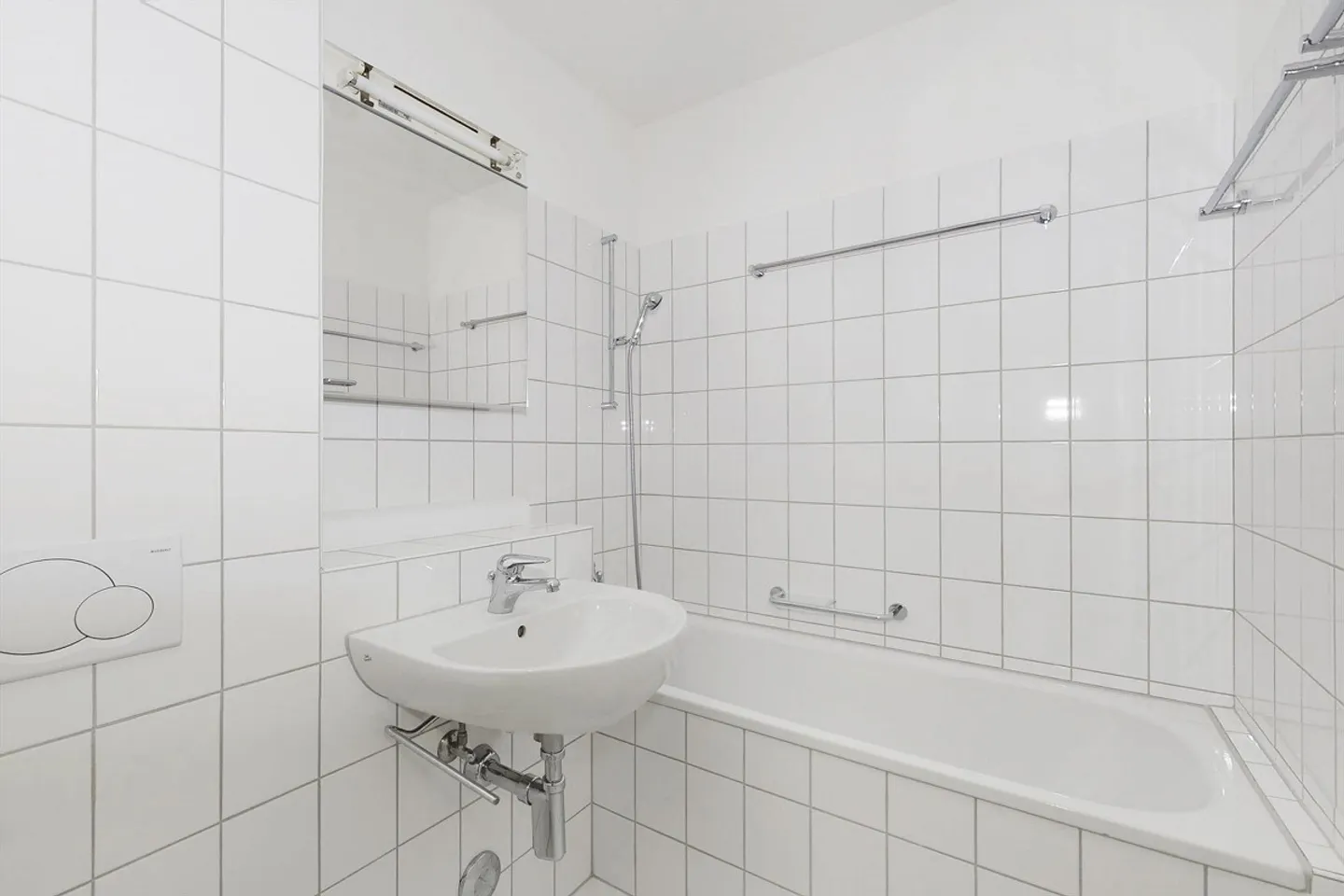 Spacious apartment in a quiet property limited until 31.03.2028 - Photo 13 of 13