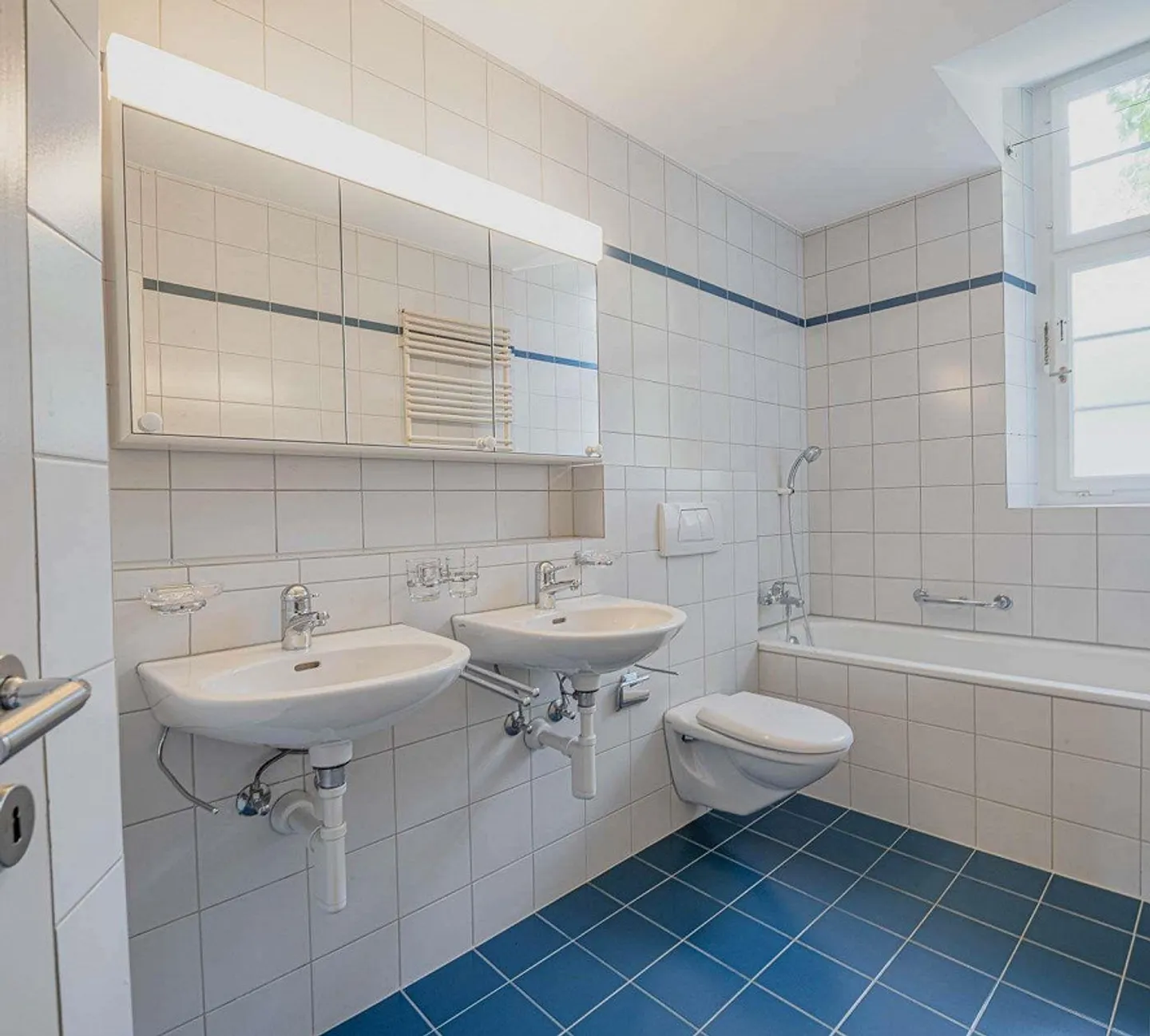 Historical 4.5-Room Apartment in Trüllikon - Photo 11 of 14
